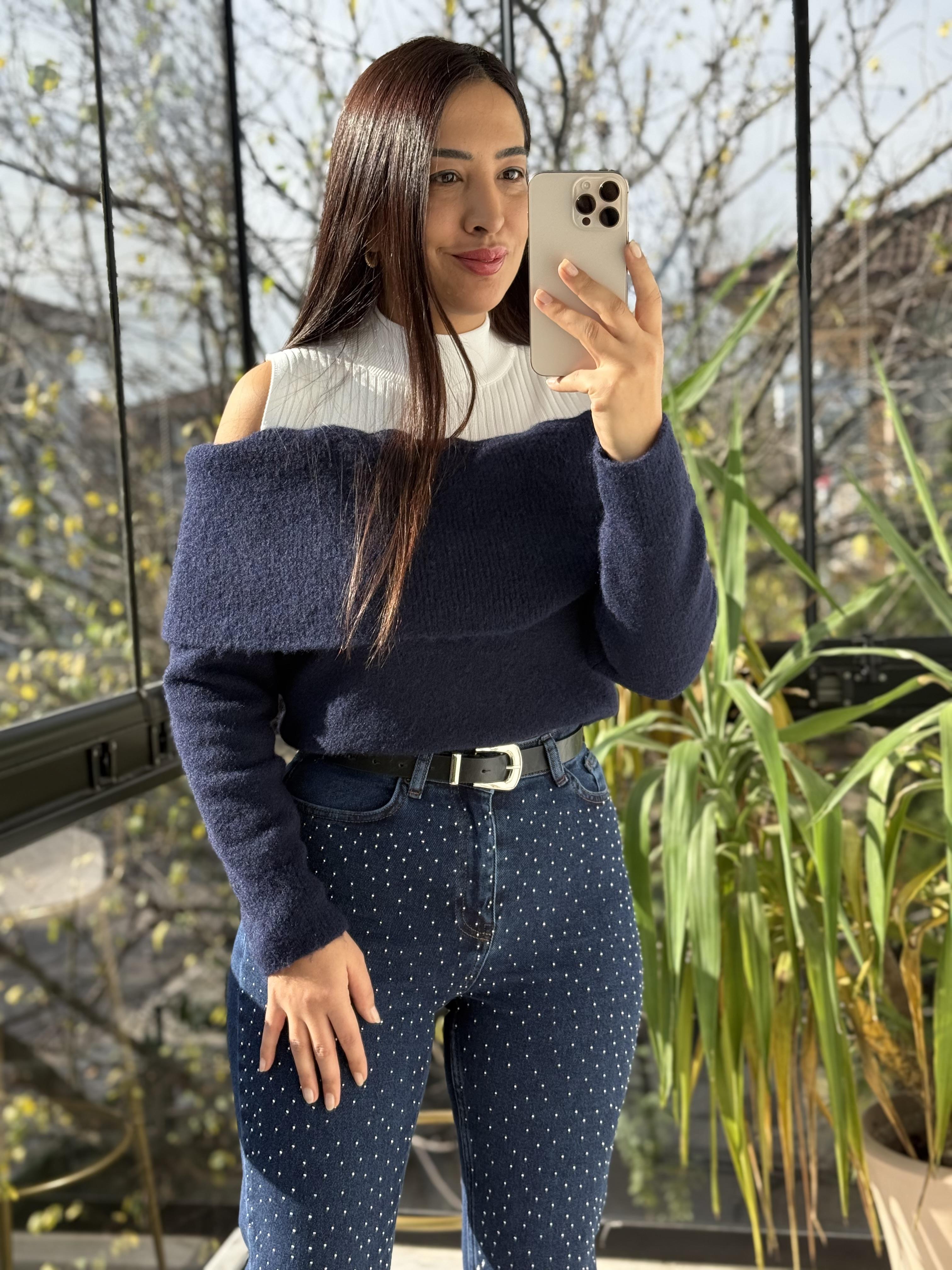 Madonna Yaka Triko Kazak Lacivert