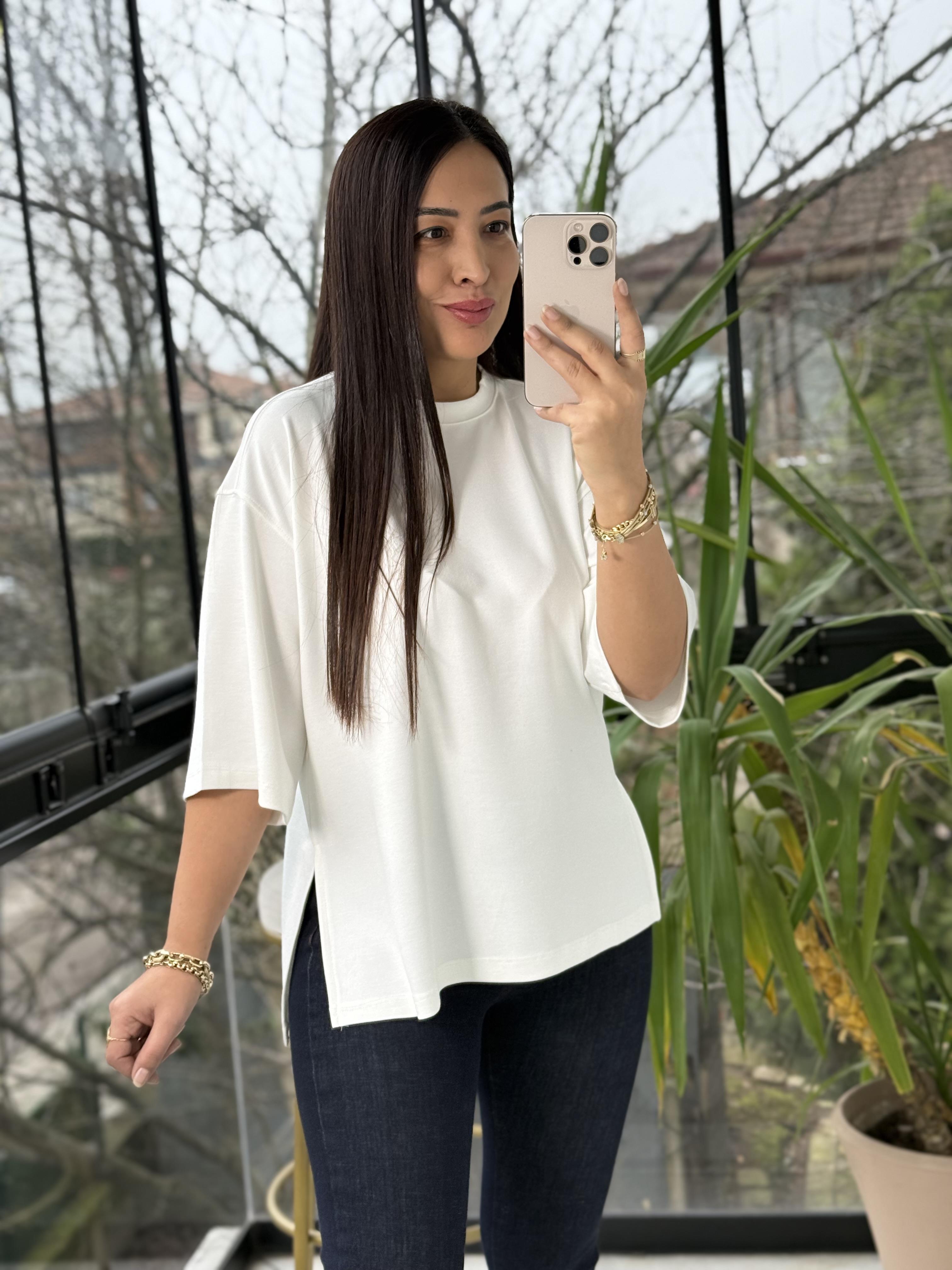 Oversize Yanları Yırtmaçlı Modal Tişört Ekru
