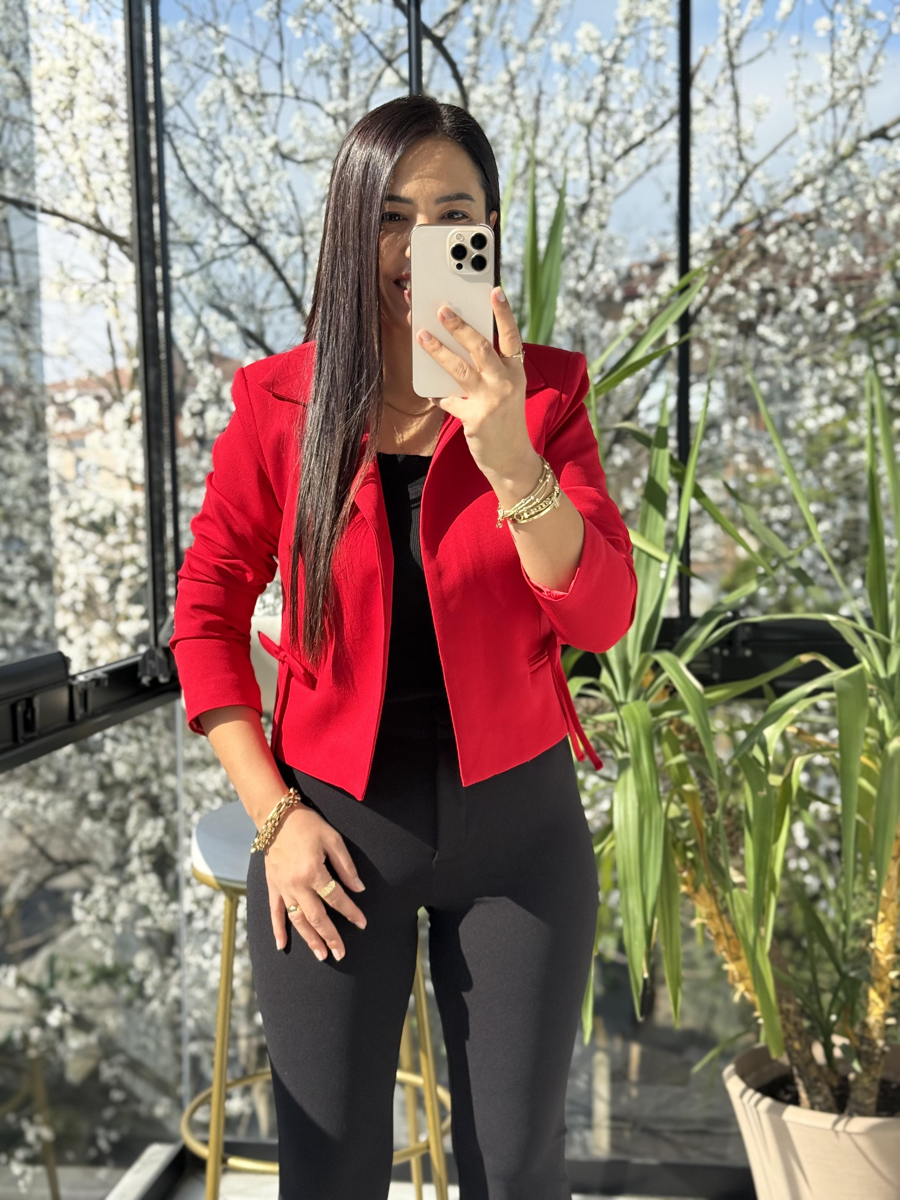 Uzun Kol Fiyonklu Blazer Ceket Kırmızı