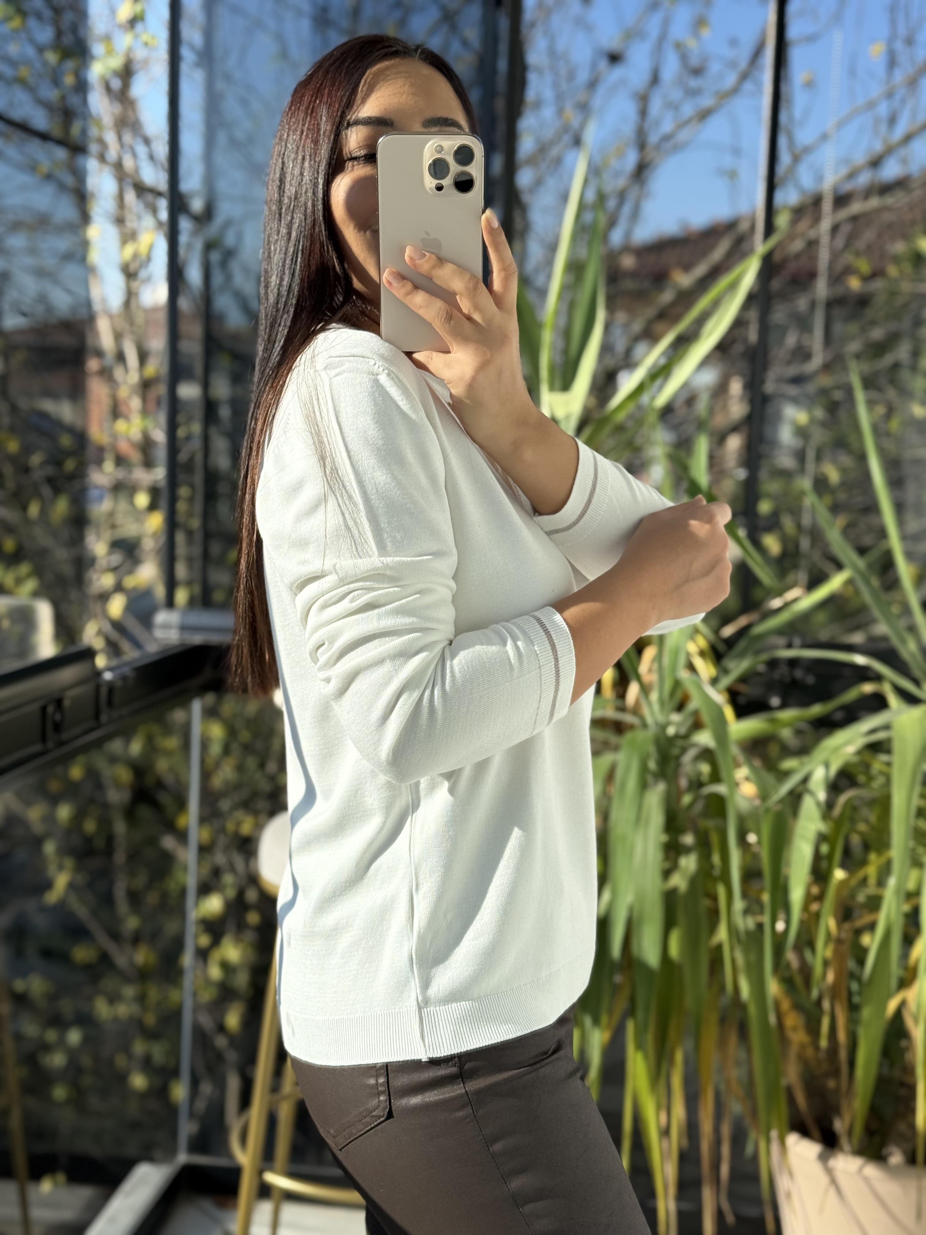 Tül Yaka Detaylı Merserize Triko Ekru