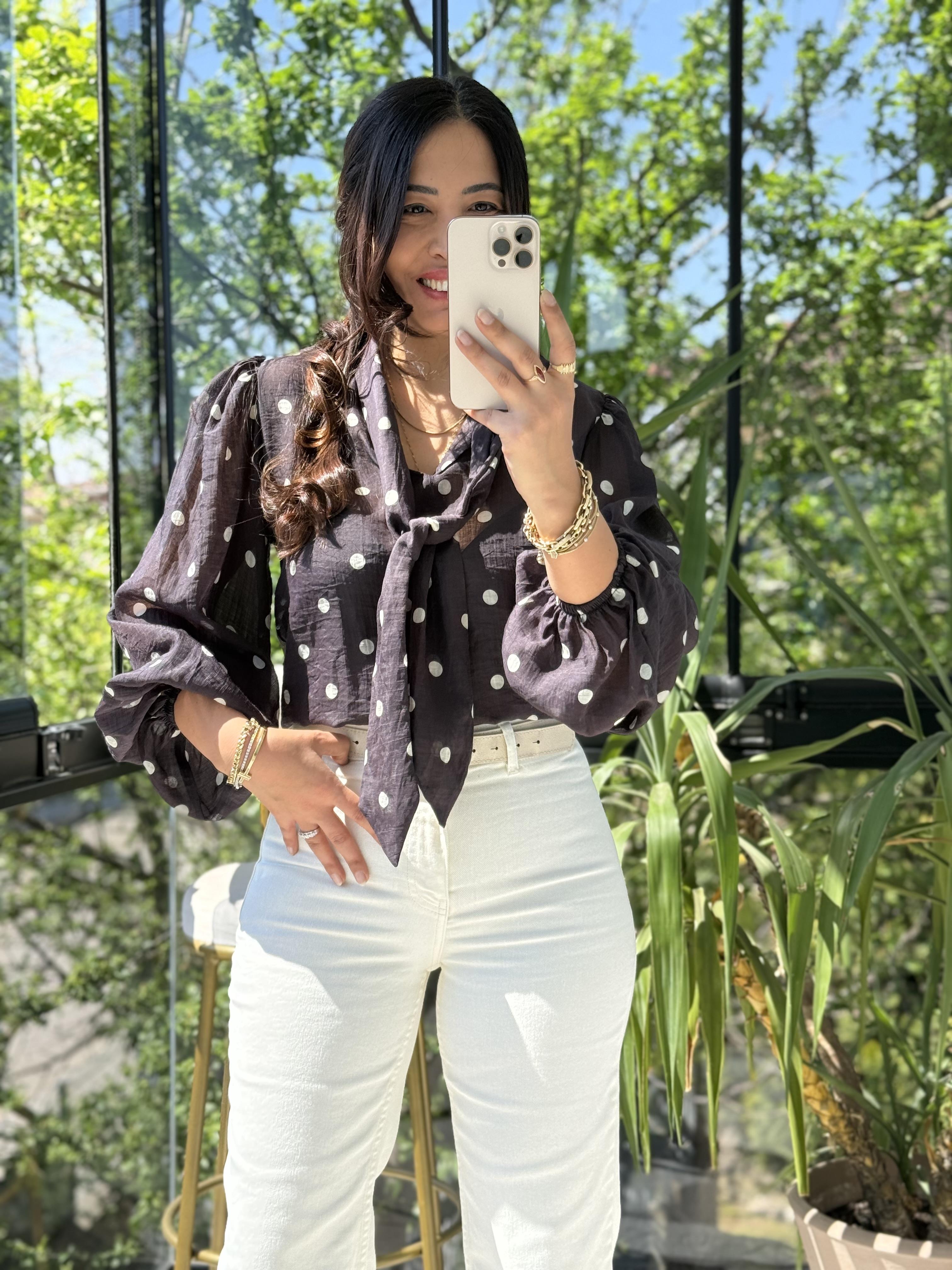 Puantiyeli Bağlamalı Bluz Kahve