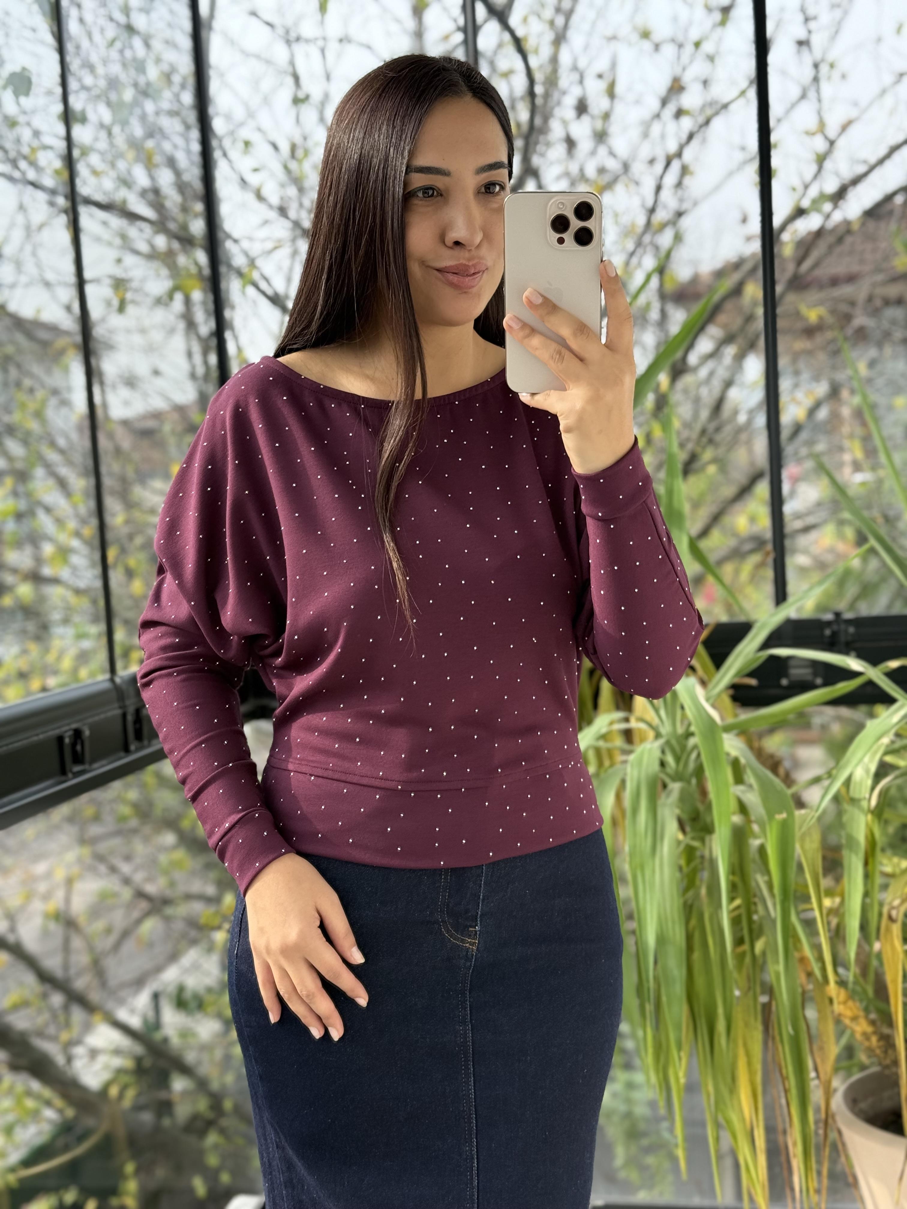 Full Taşlı Kayık Yaka Bluz Mürdüm