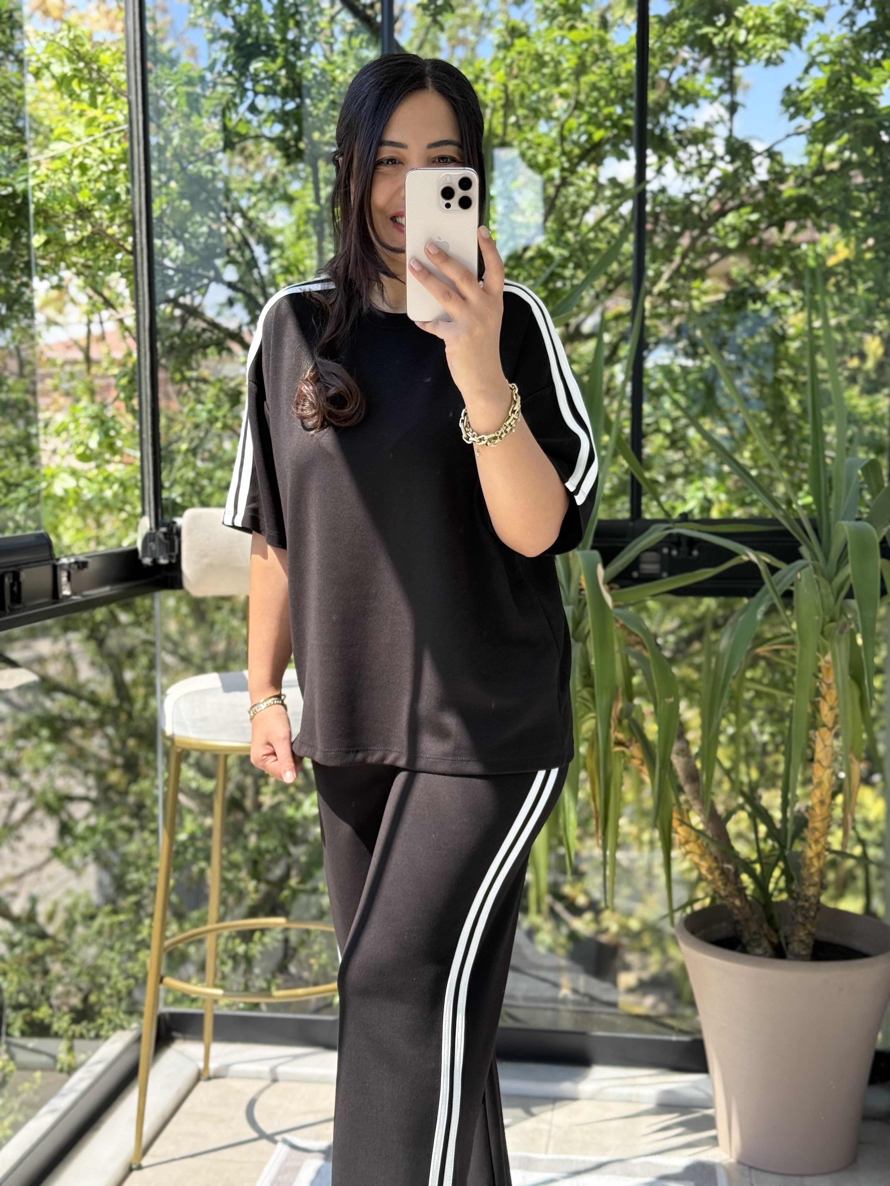 Şerit Detaylı Cool Takım Siyah