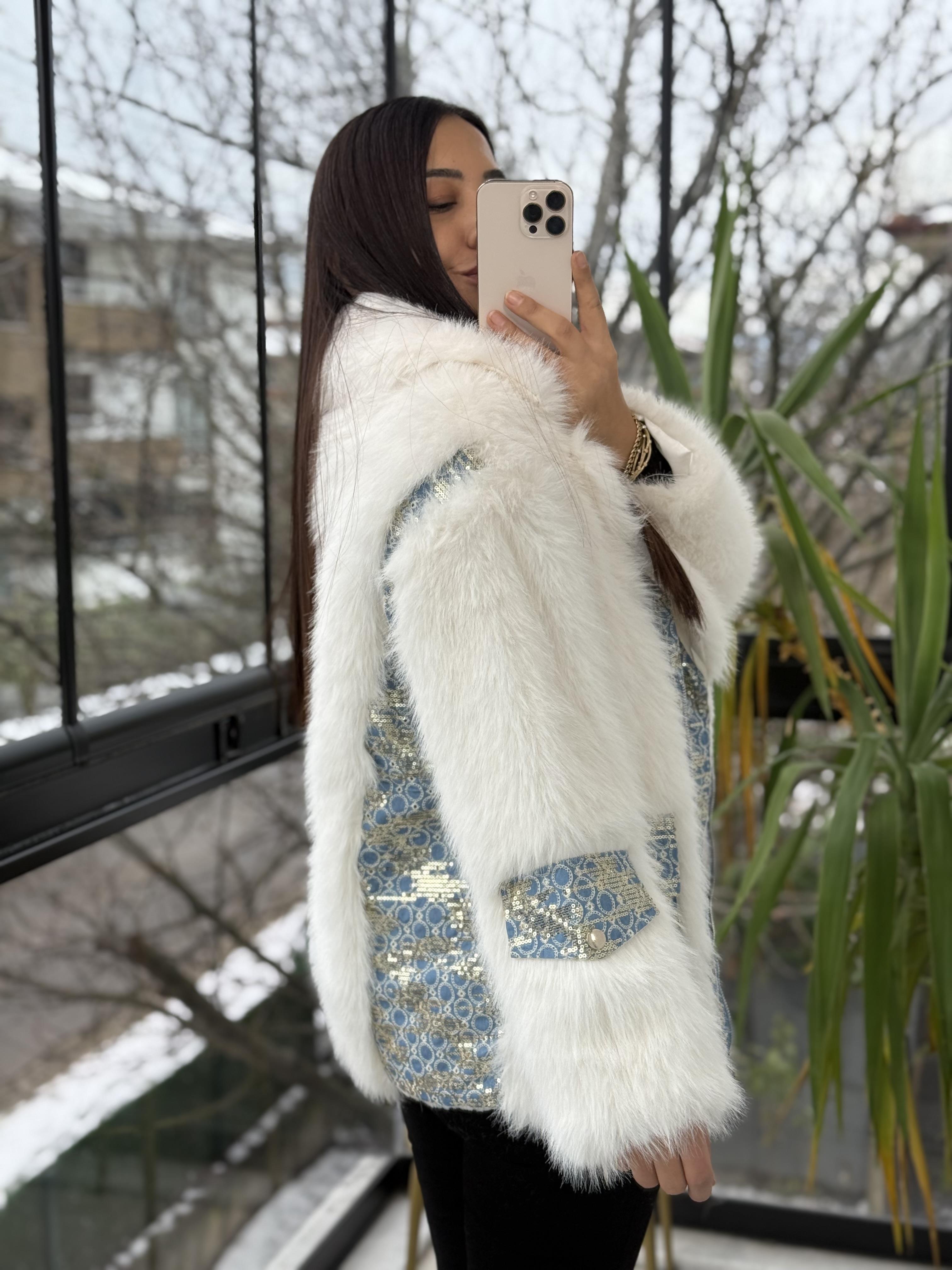 İthal Kruvaze Fermuarlı Payetli Kürk Beyaz