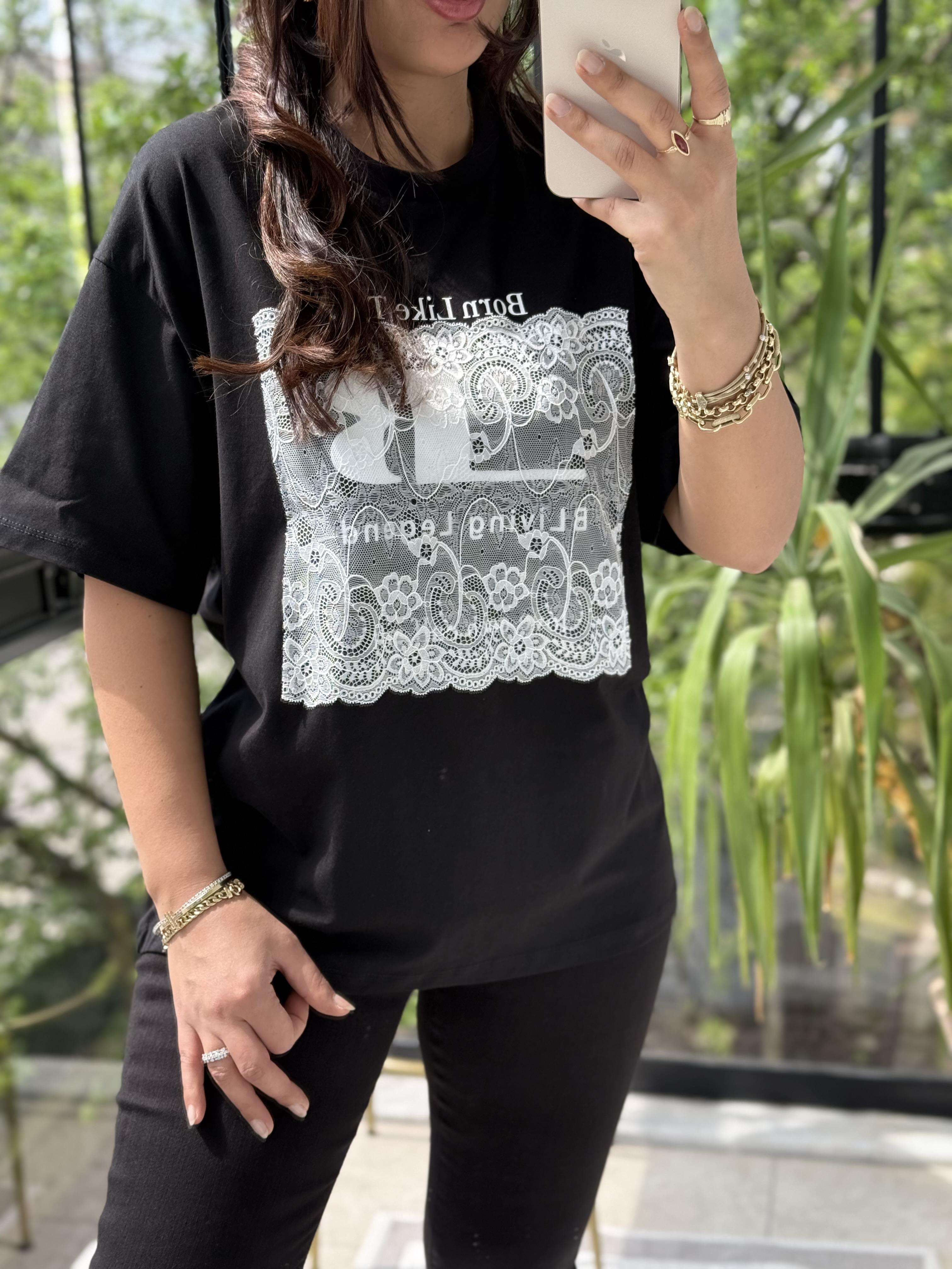 Tül Detaylı Yazılı Tişört Siyah