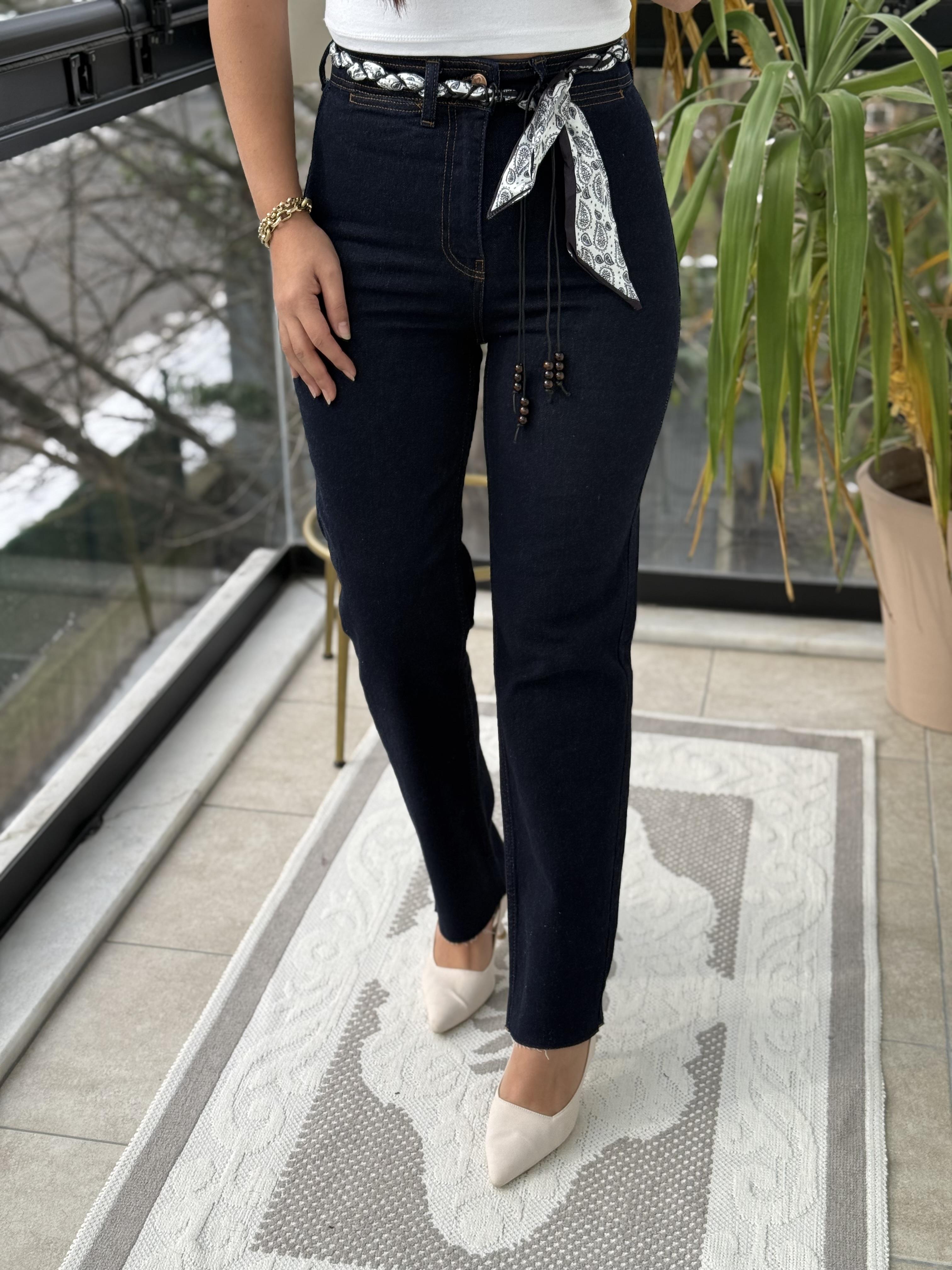 Cep Detaylı Kot Pantolon Lacivert