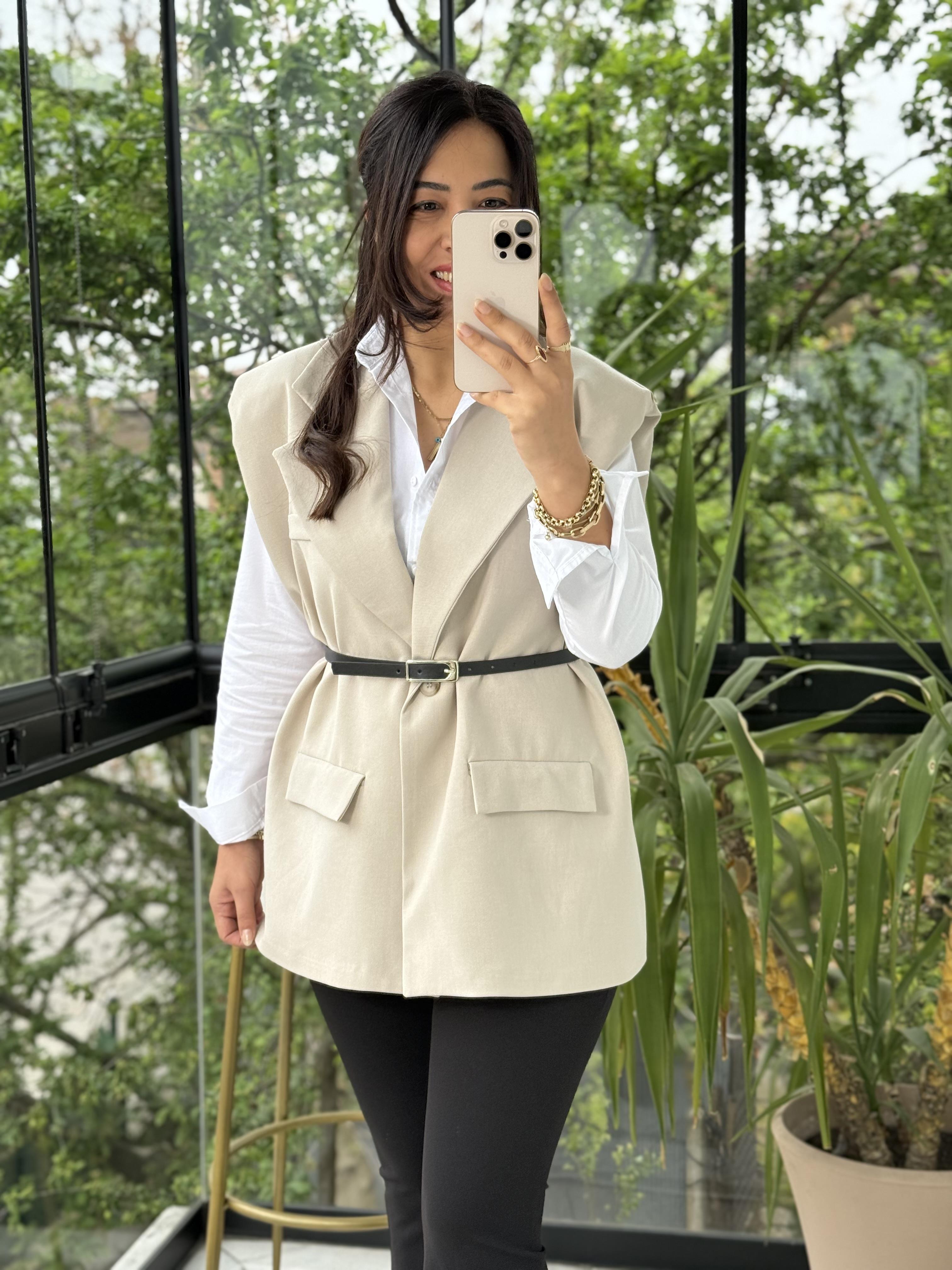 Vatkalı Kemerli Yelek Taş