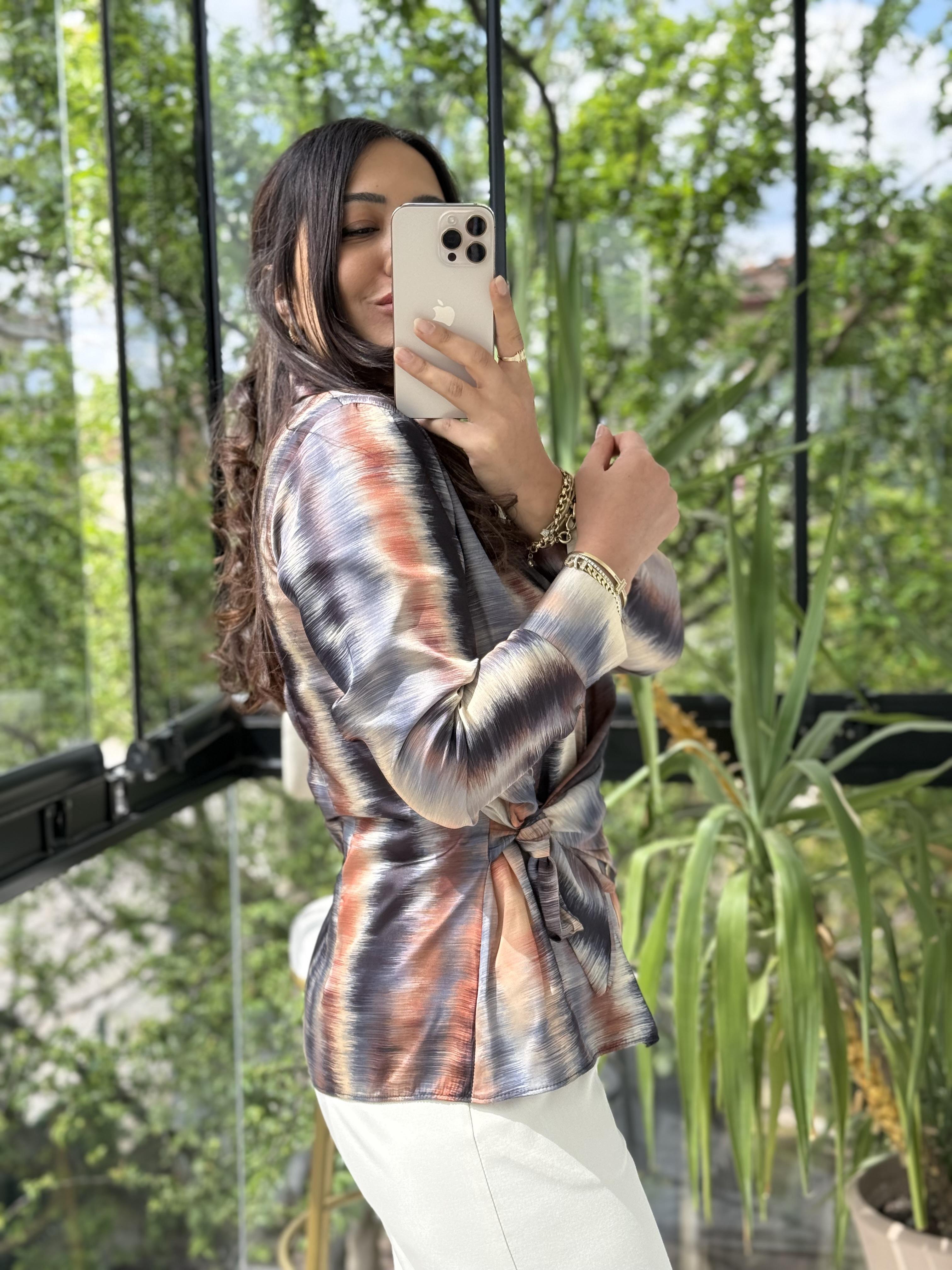 Yandan Bağlamalı Şifon Saten Gömlek Taba