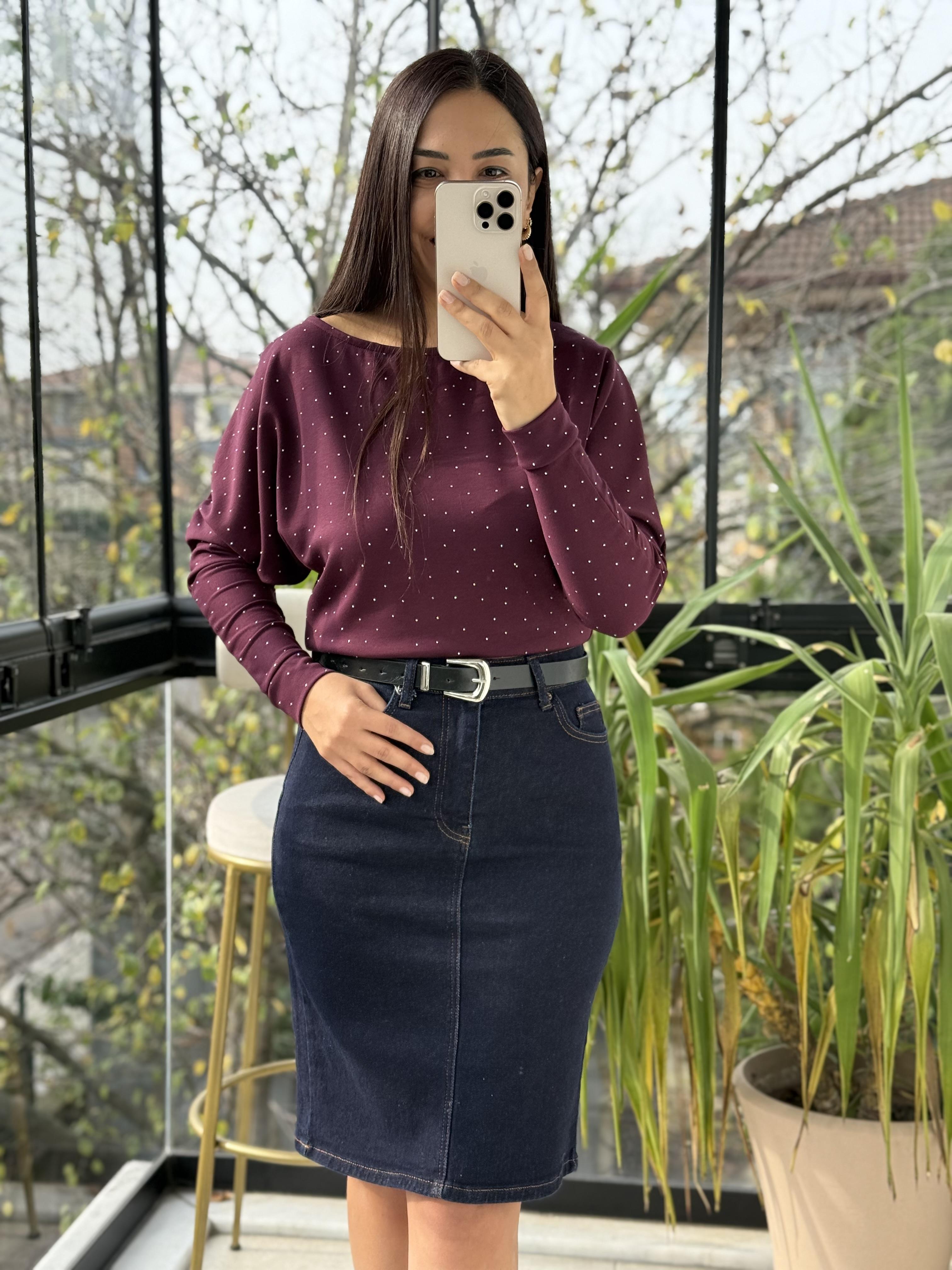 Full Taşlı Kayık Yaka Bluz Mürdüm