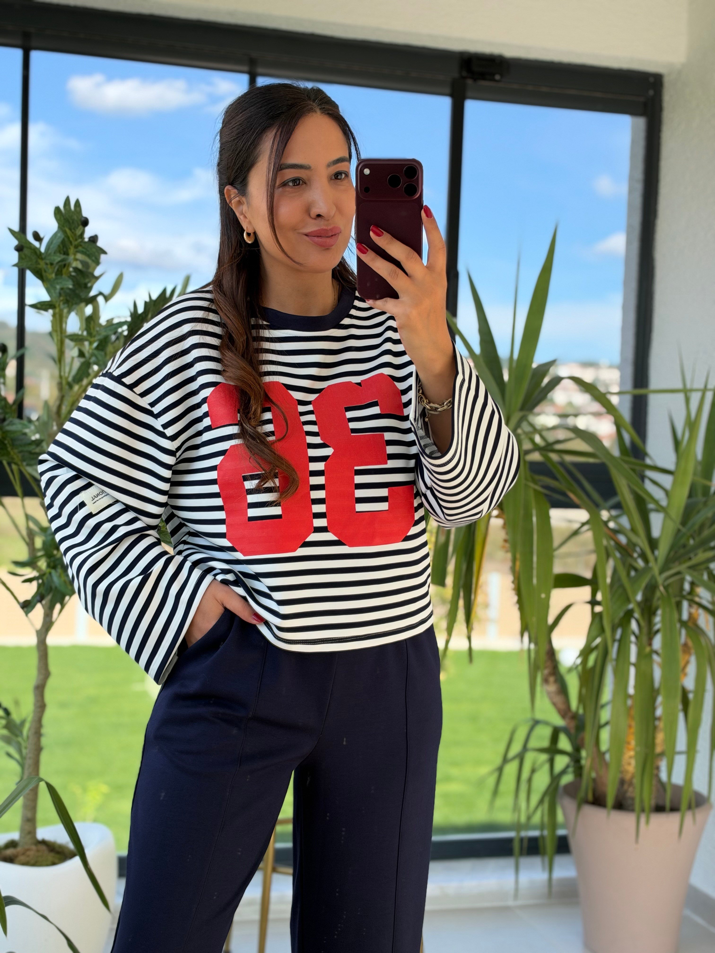 36 Baskılı Çizgili Basic Sweatshirt Lacivert