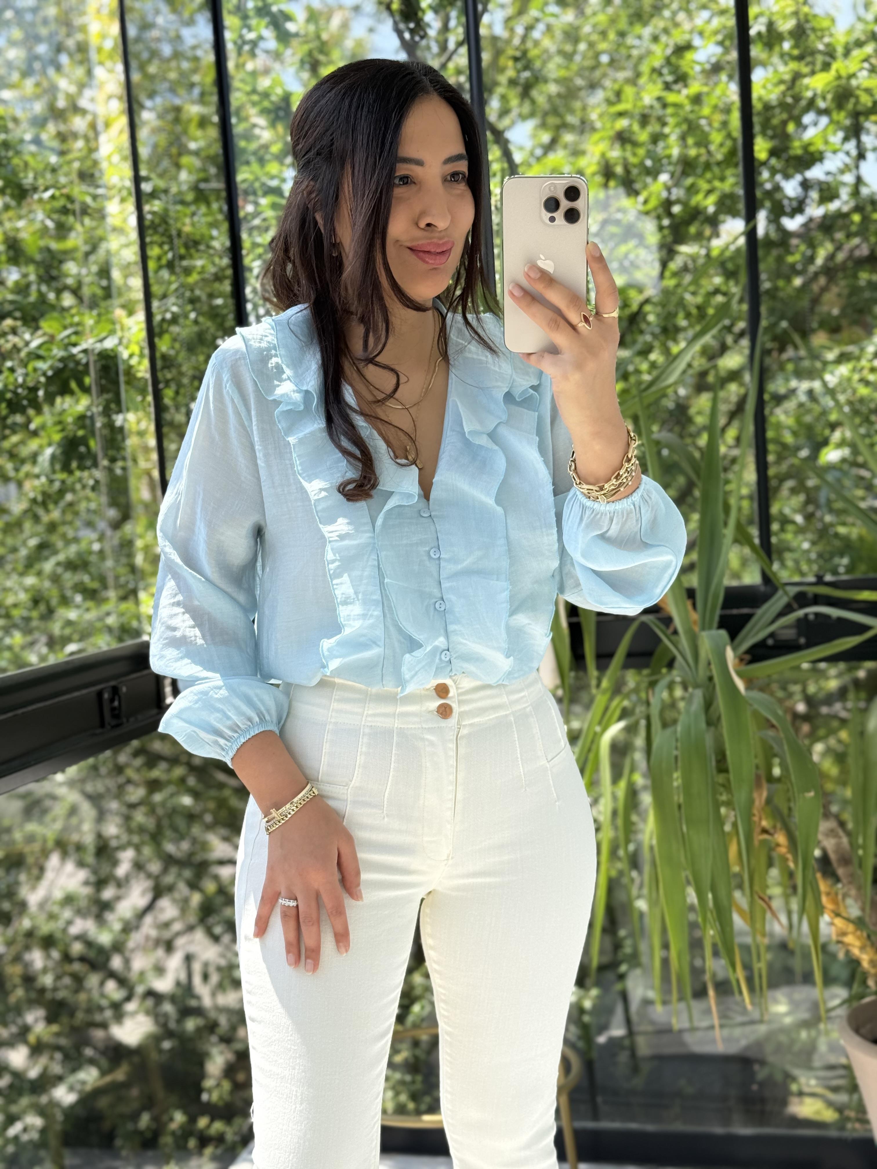 V Yaka Önü Fırfırlı Bluz Bebe Mavi