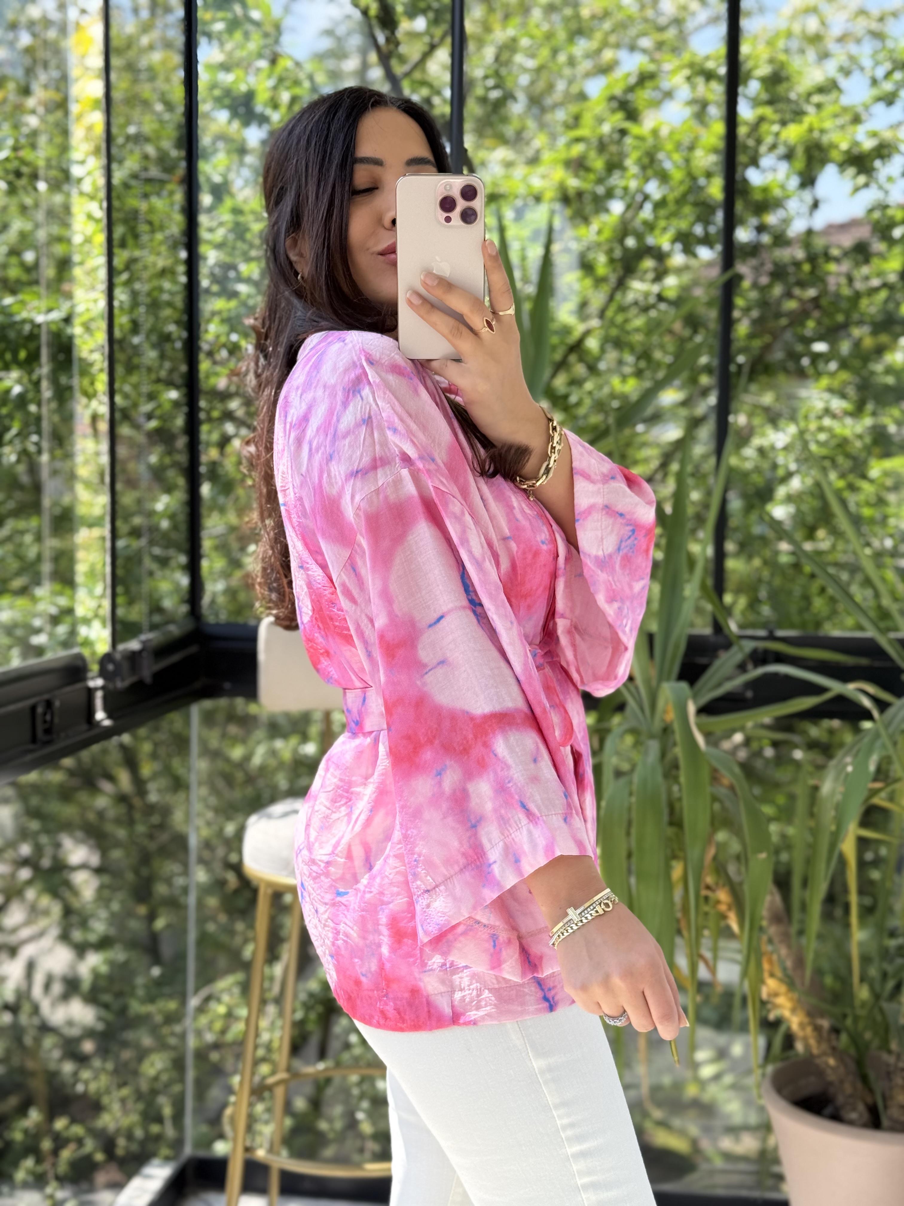 Desenli Kruvaze Yaka Bağlamalı Kimono Pembe