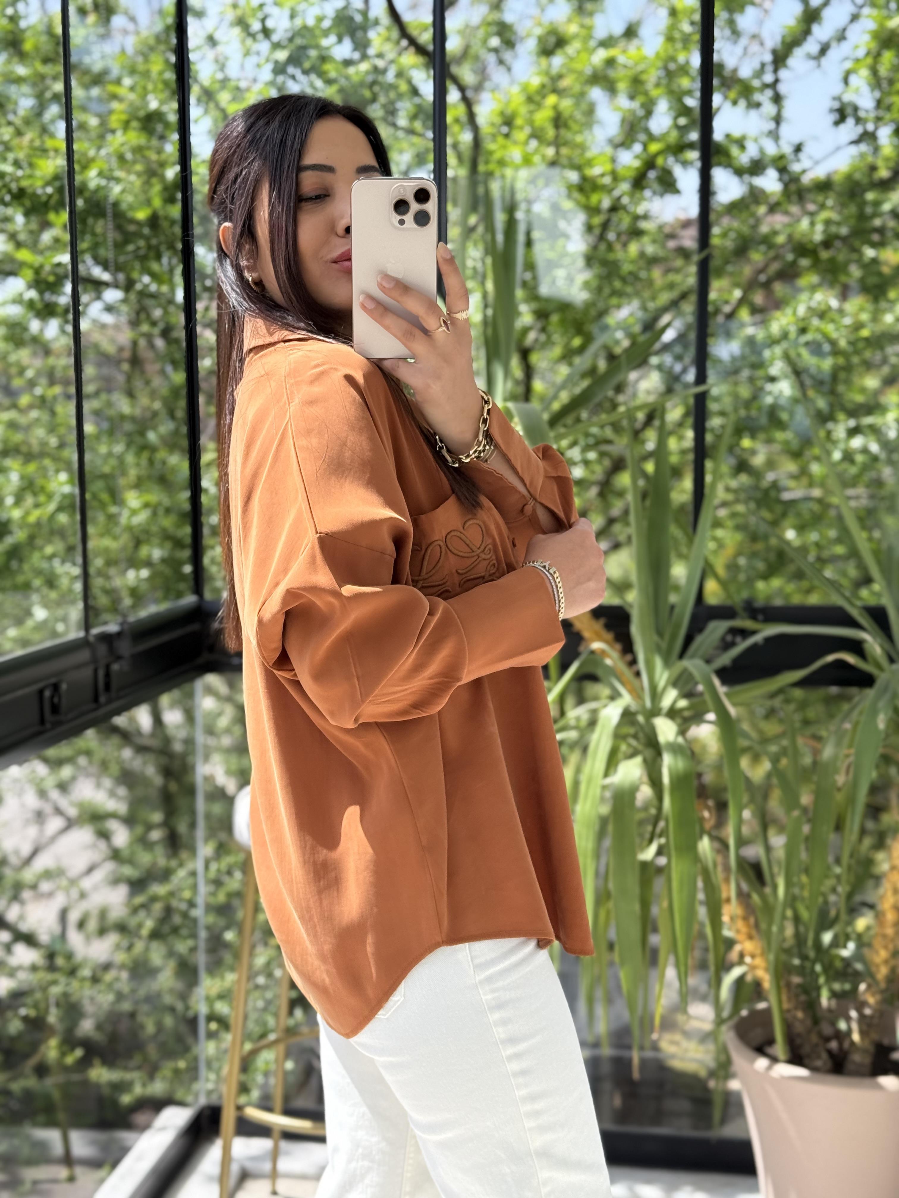 Cebi Nakışlı Gömlek Taba