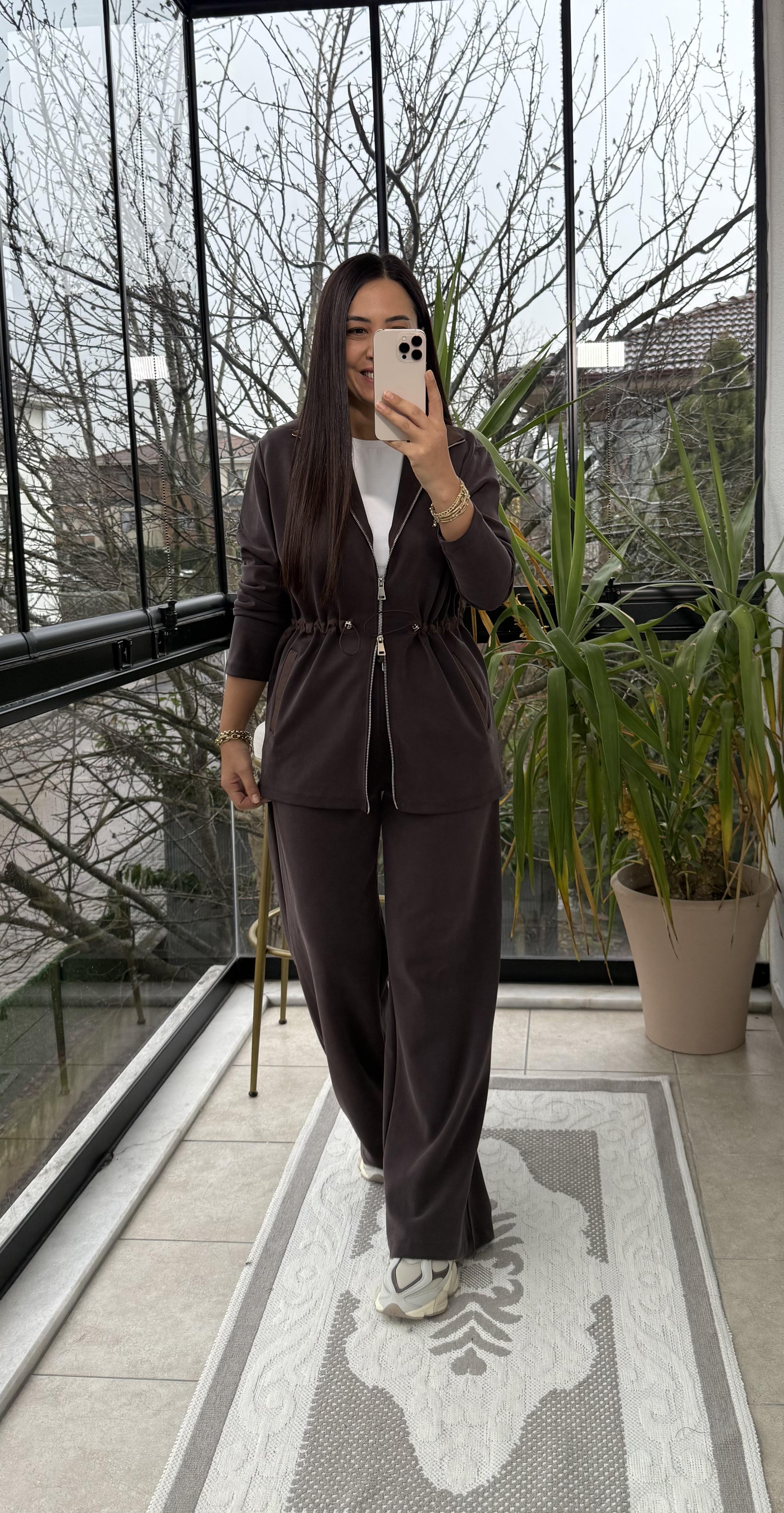 Beli Büzgü Detaylı Takım Kahve