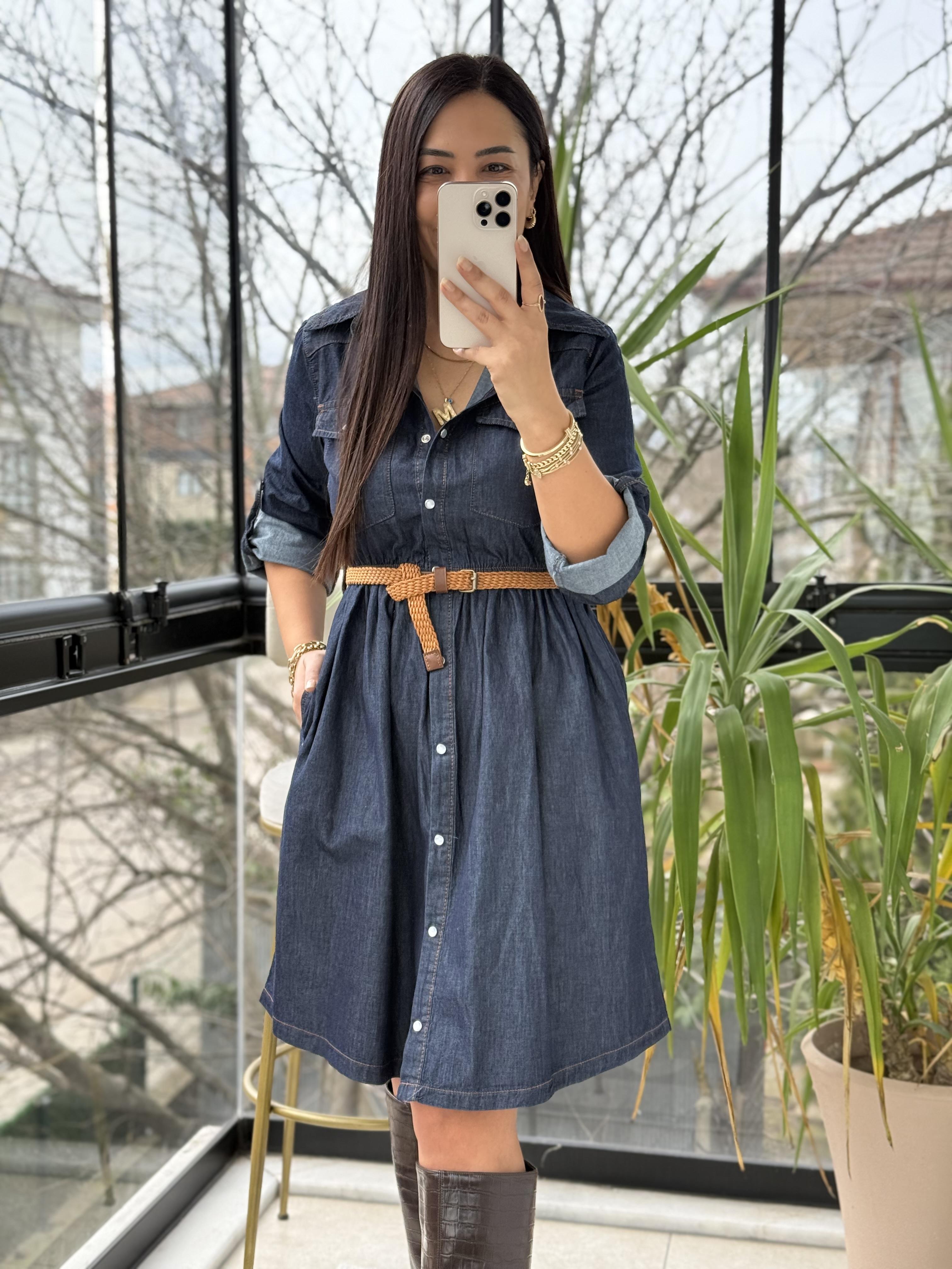 Büzgü Detaylı Kısa Kot Elbise Slaplı Lacivert