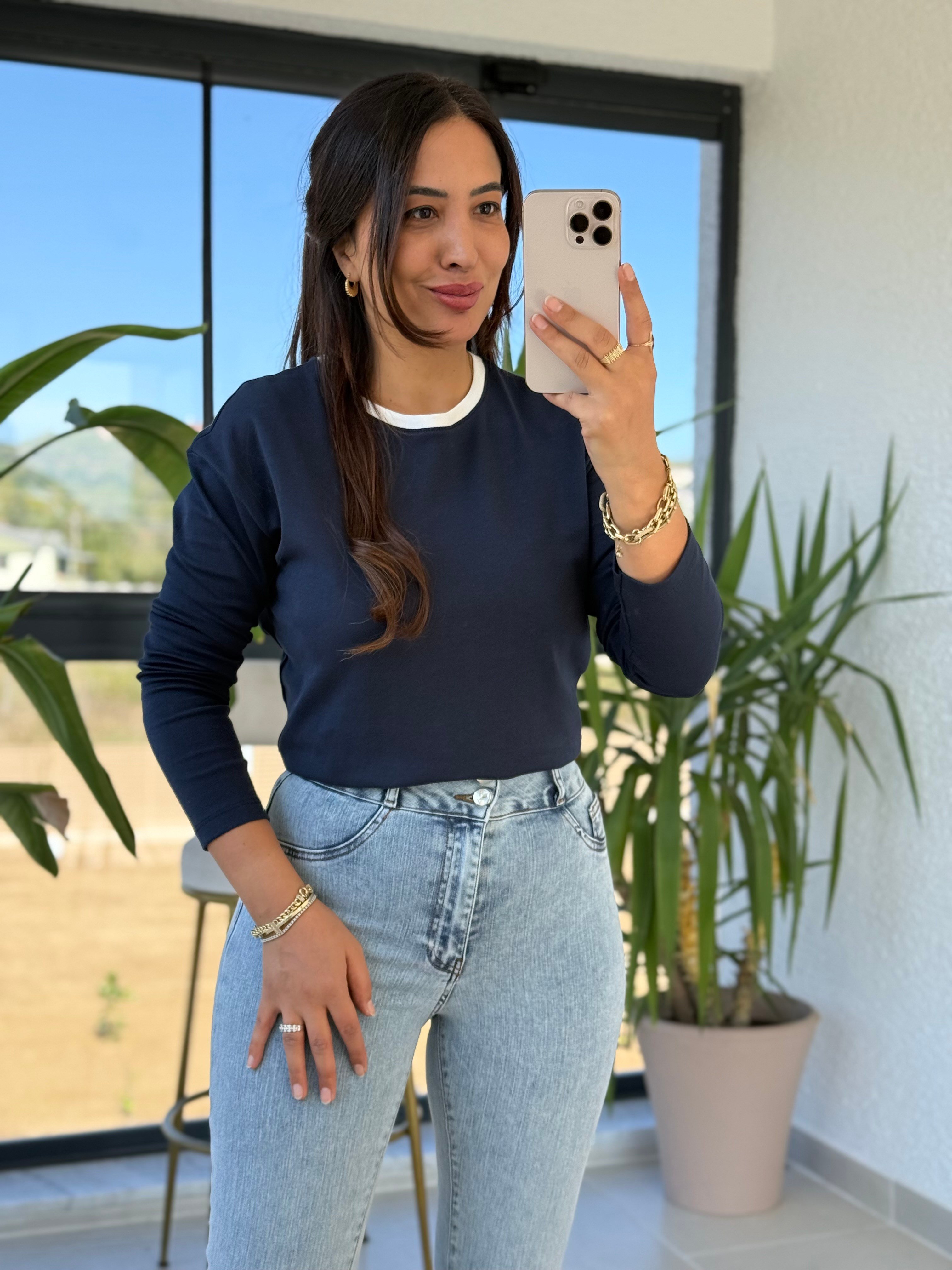 Yakası Biyeli Sweat Bluz Lacivert