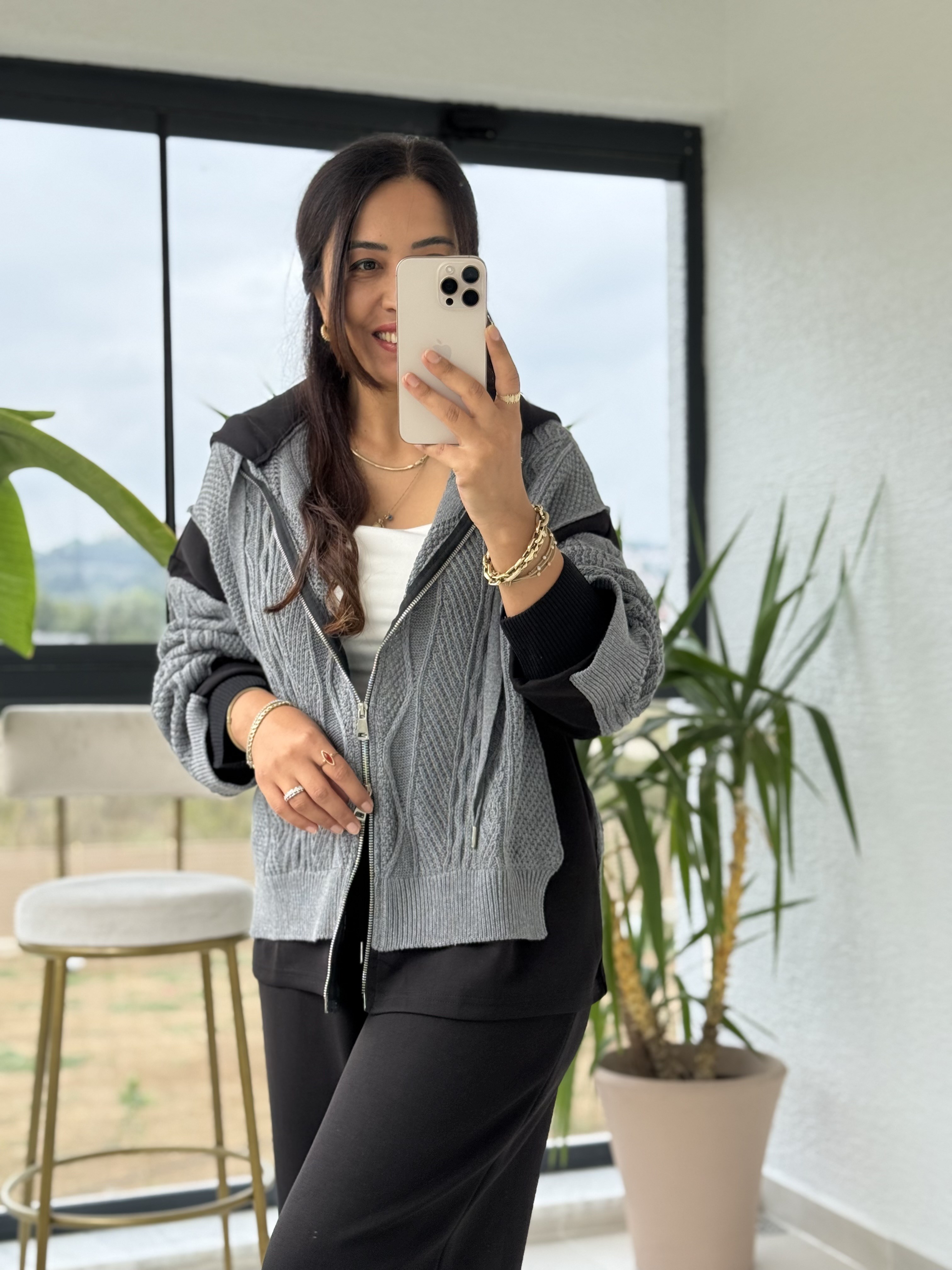 Oysh Model Balık Sırtı Takım Siyah
