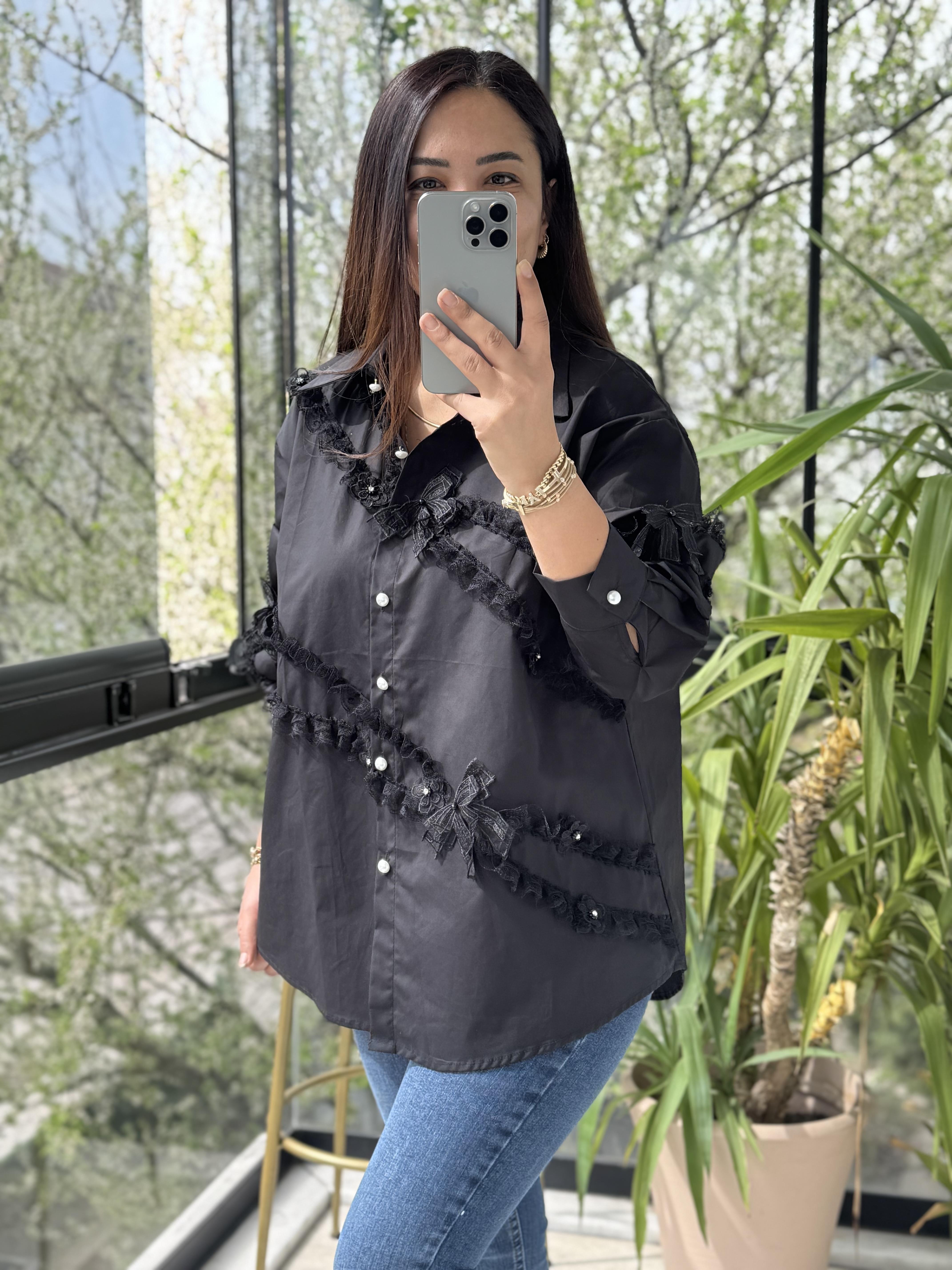 Asimetrik Güpürlü Taşlı Gömlek Siyah