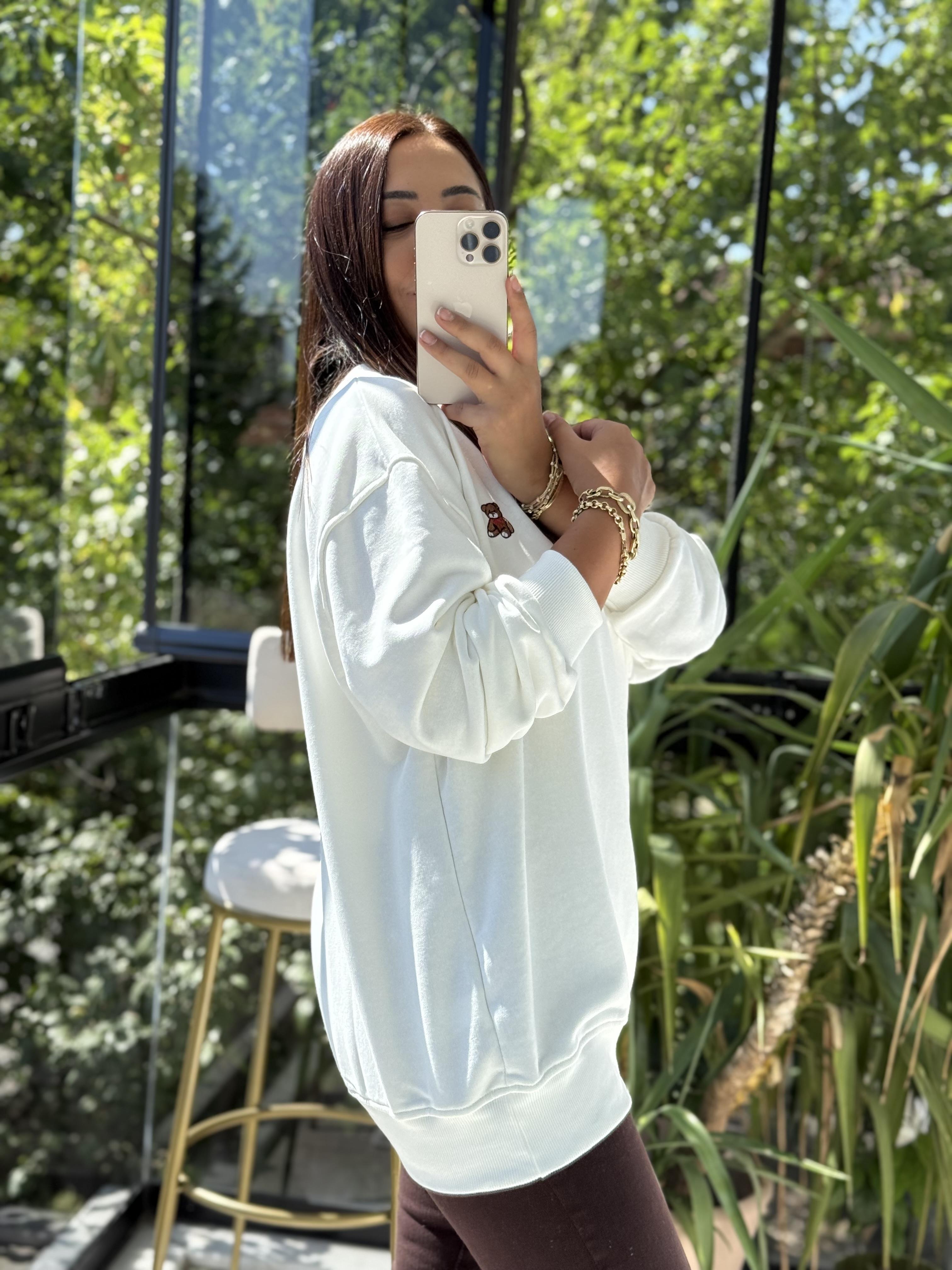 Ayıcık Nakışlı Basic Sweatshirt Beyaz