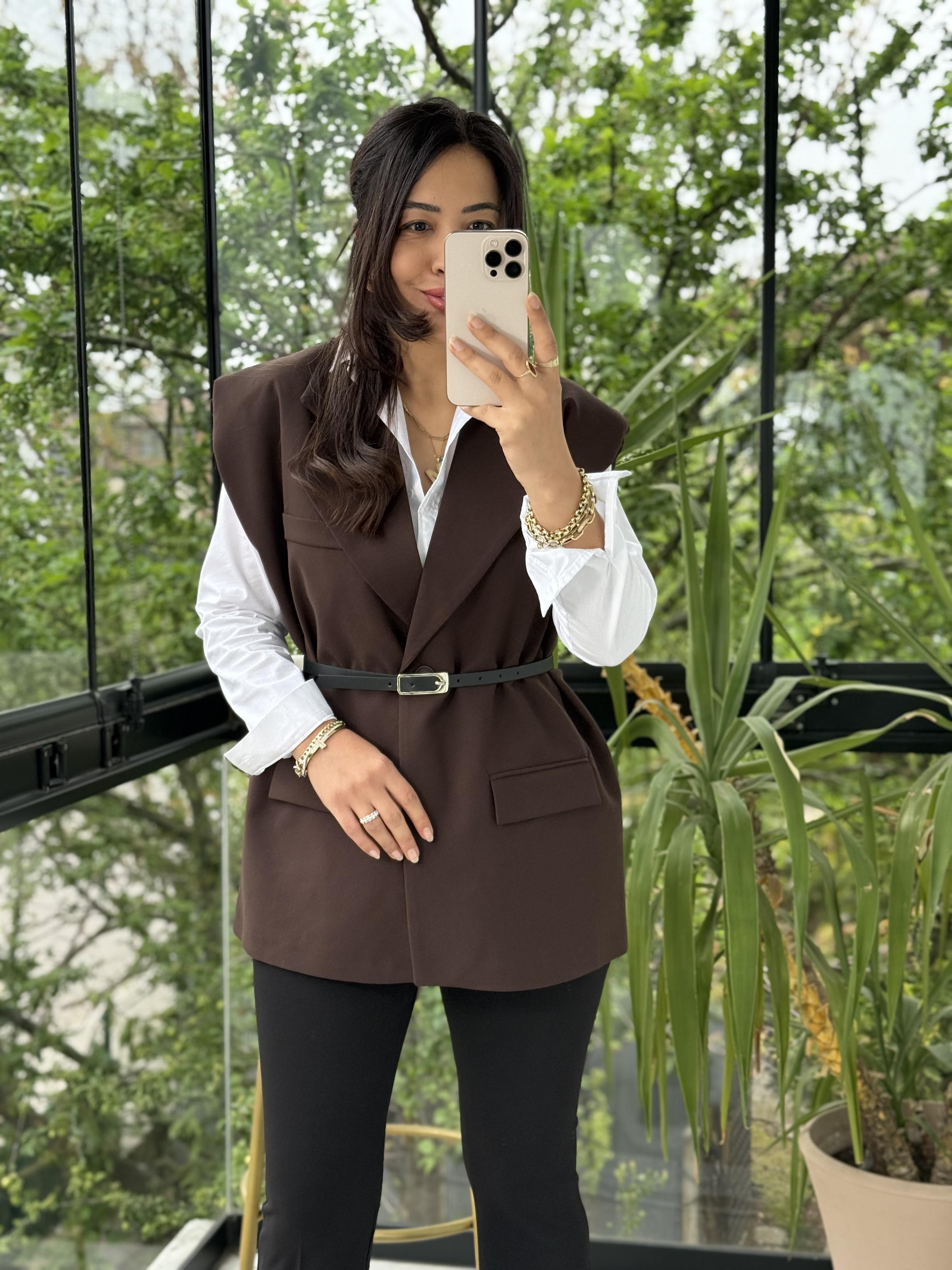 Vatkalı Kemerli Yelek Kahve