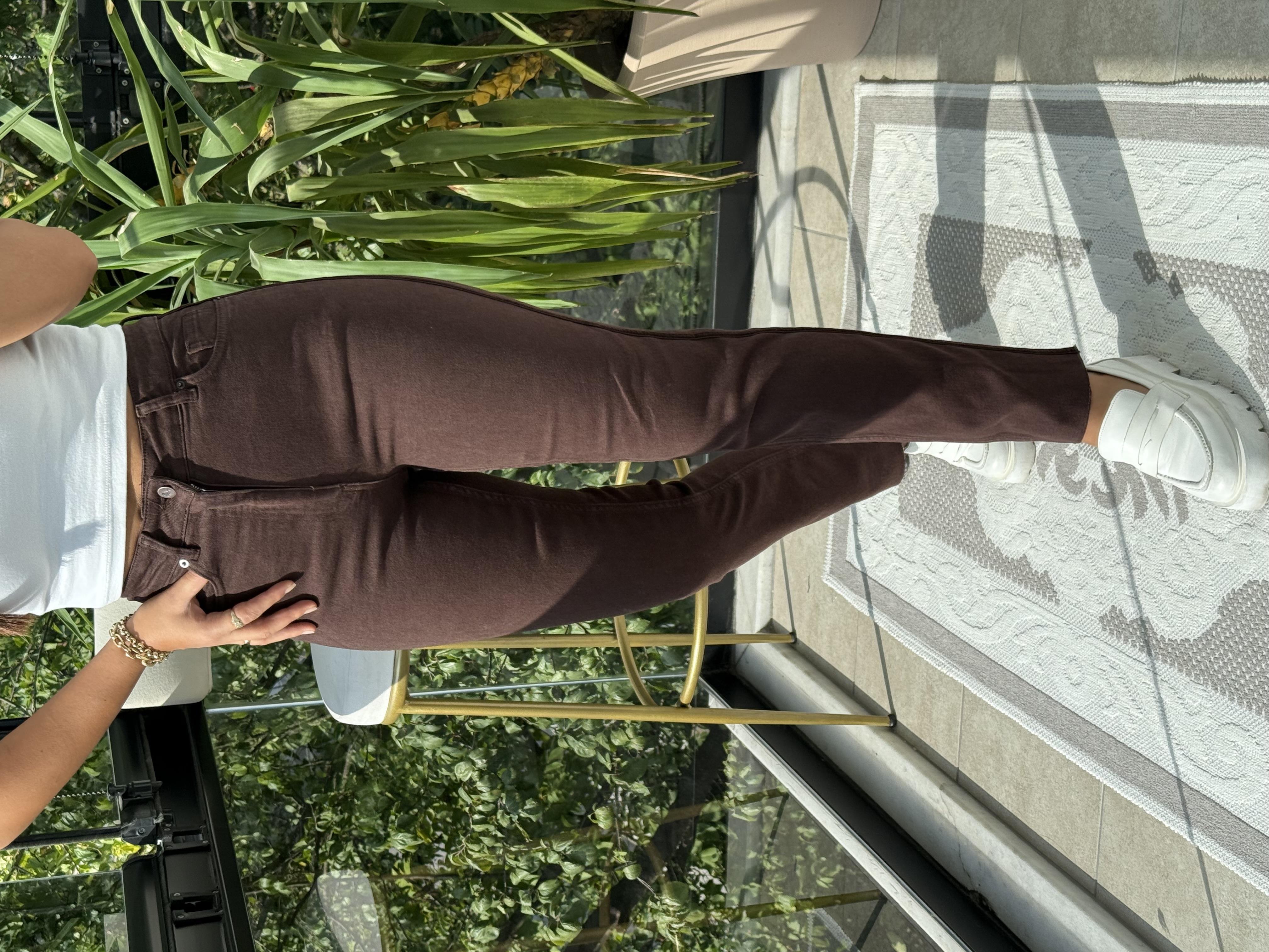 Şerit Detaylı Mom Fit Kot Pantolon Kahve