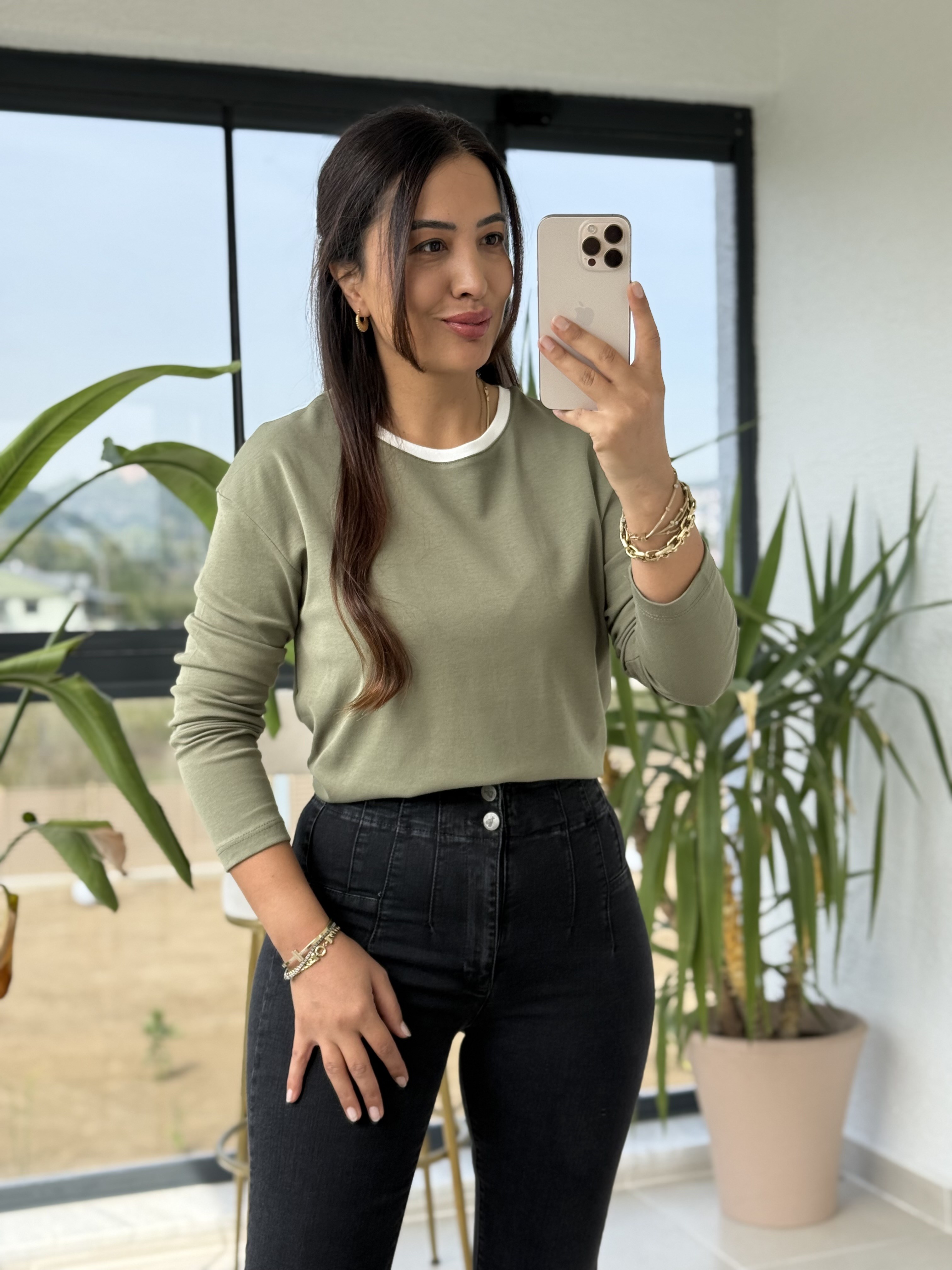 Yakası Biyeli Sweat Bluz Haki Yeşili