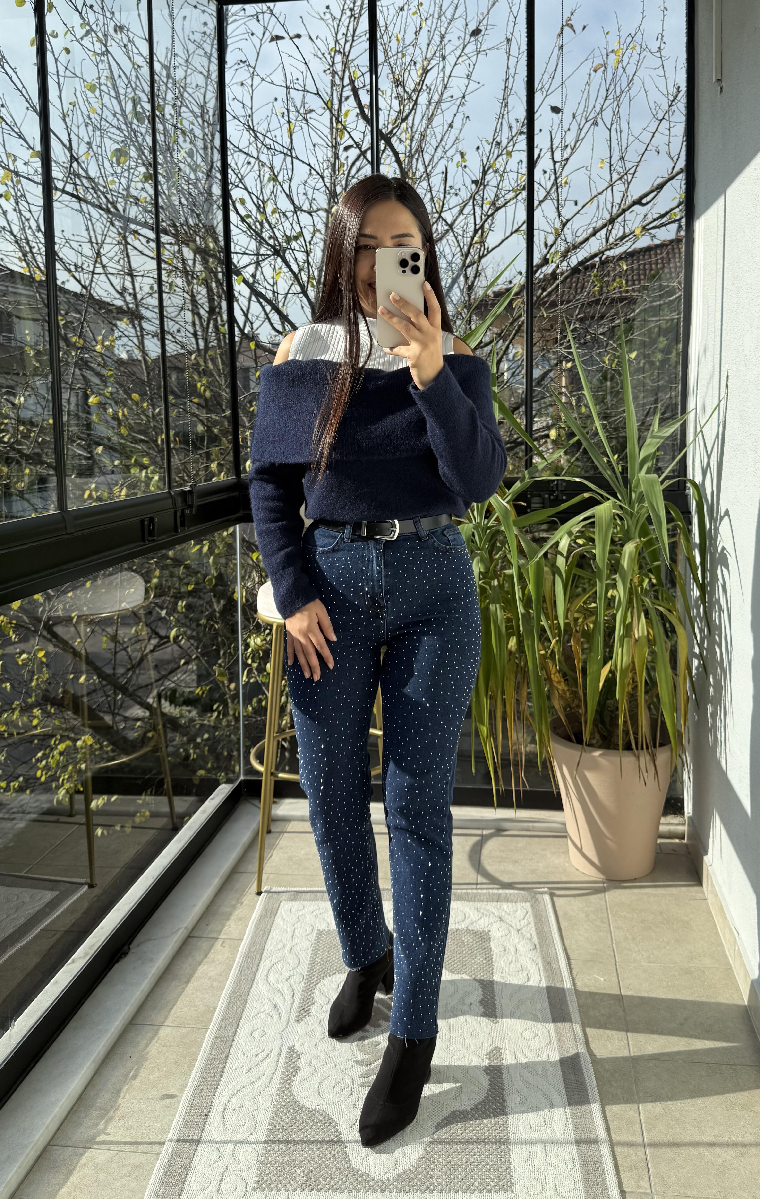 Madonna Yaka Triko Kazak Lacivert