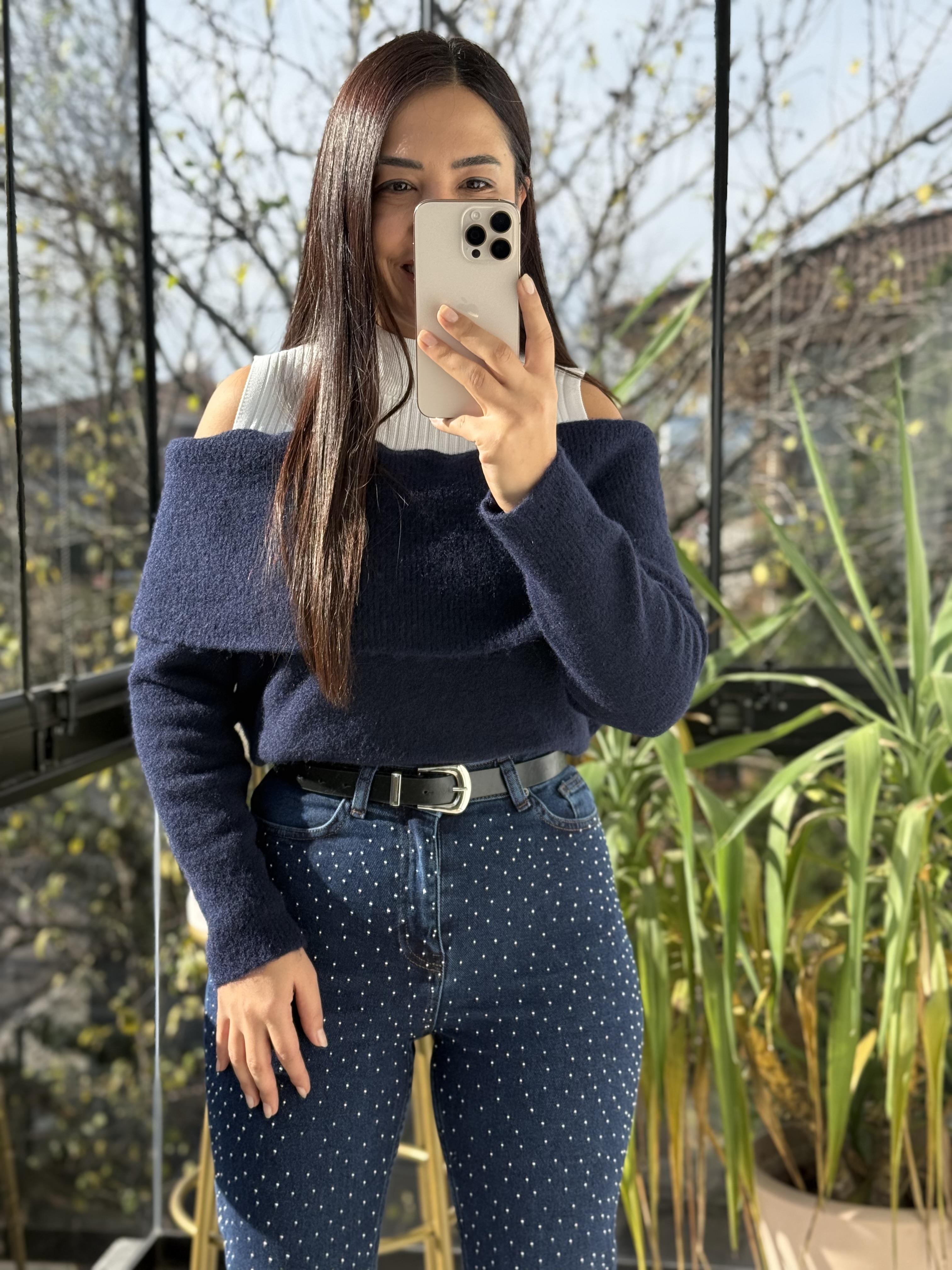 Madonna Yaka Triko Kazak Lacivert