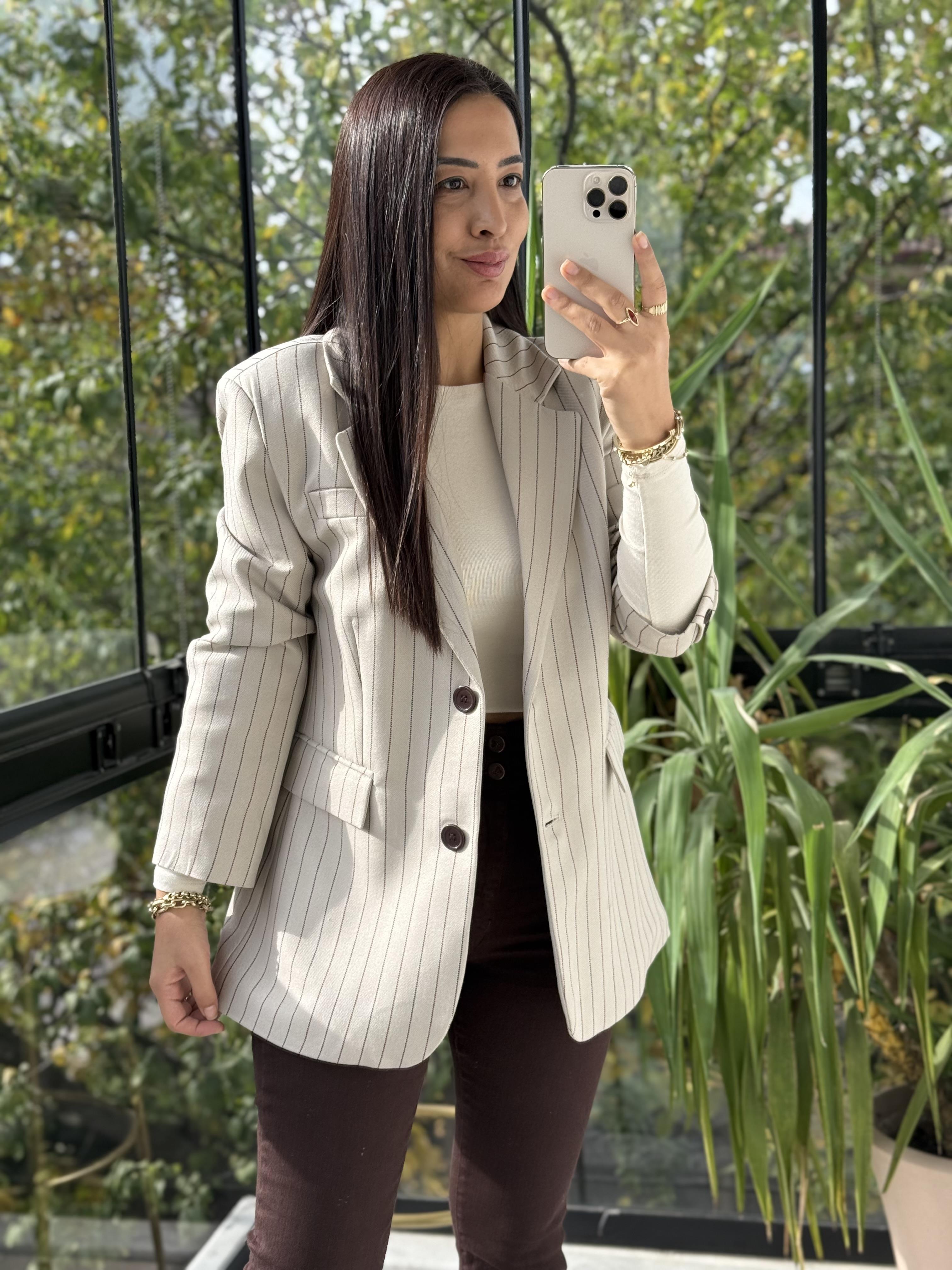 İki Düğmeli Çizgili Yün Blazer Ceket Bej