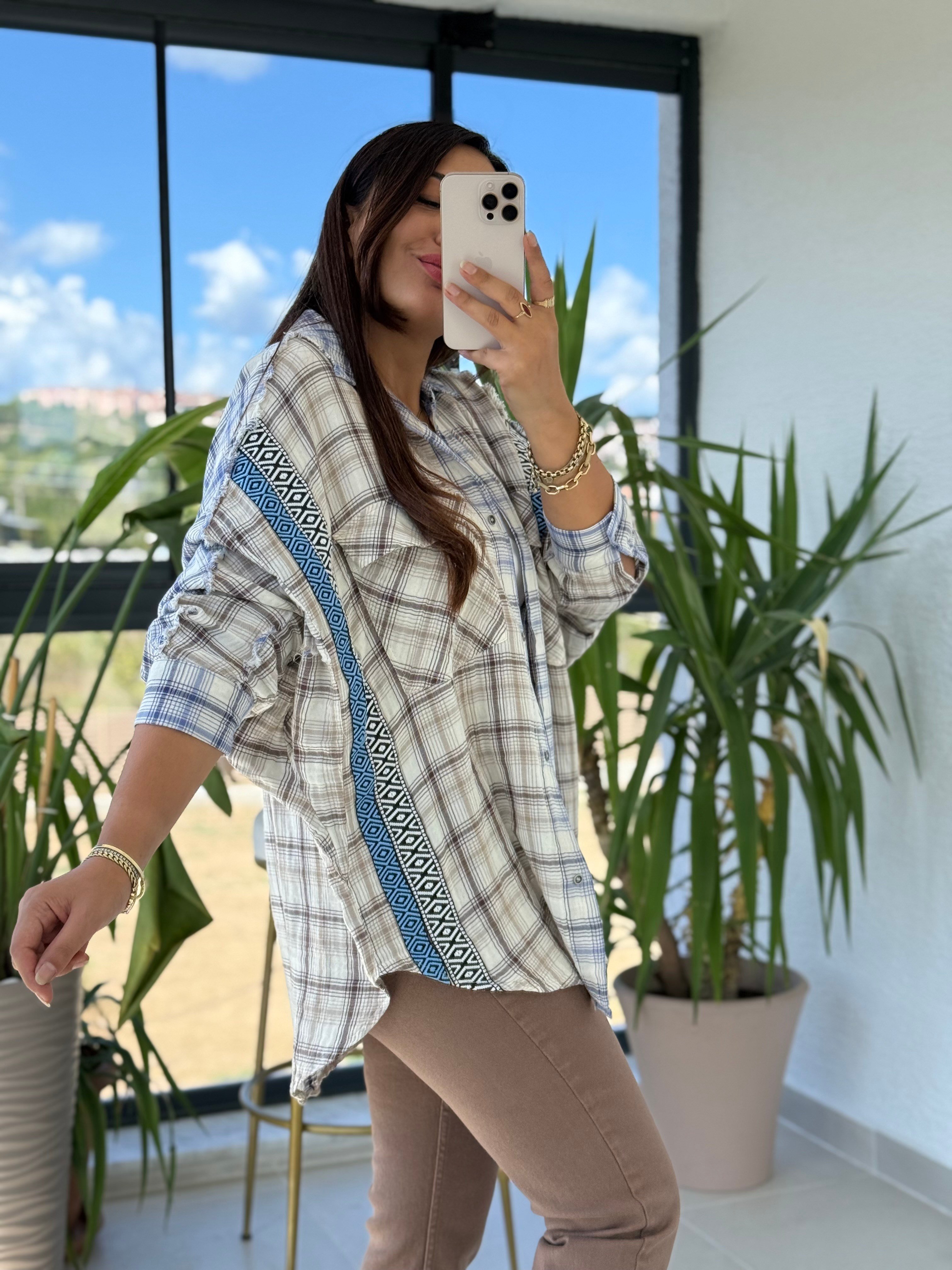 Mavi Nakış Şerit Detaylı Ekose Gömlek Vizon