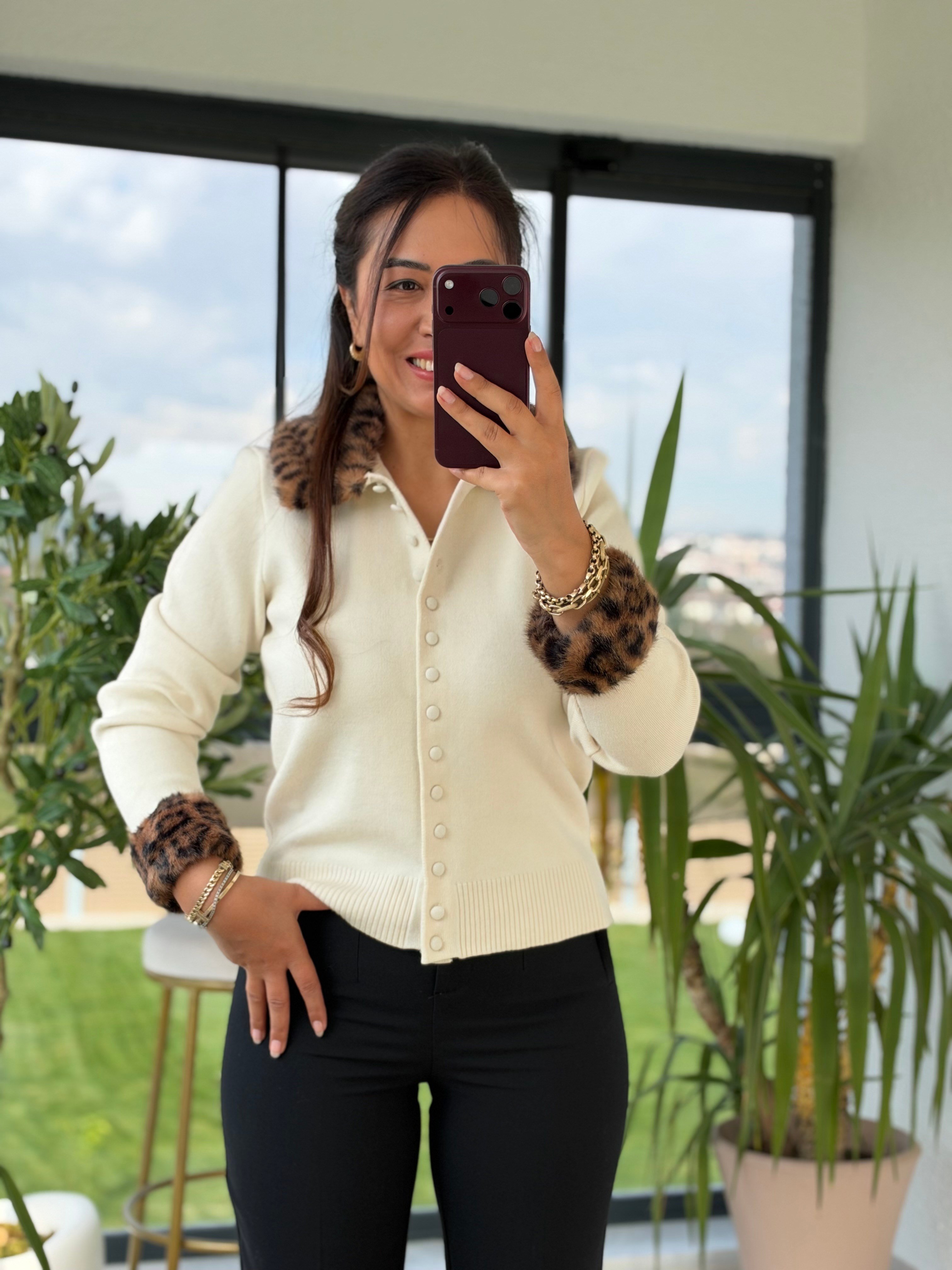 Leopar Kürklü Yakalı Lüx Seri Hırka Ekru