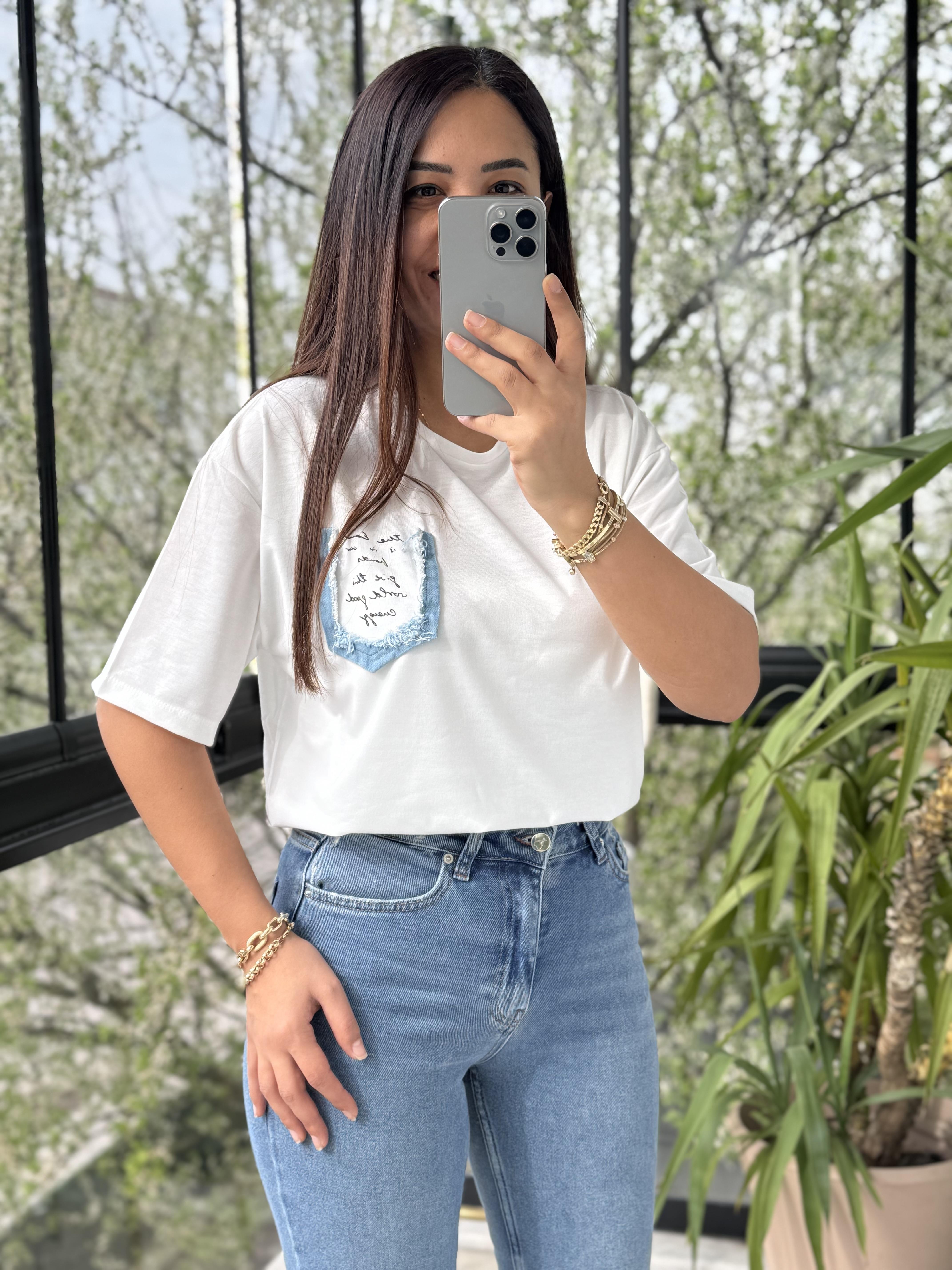 Cebi Kot Yazılı Tişört Ekru