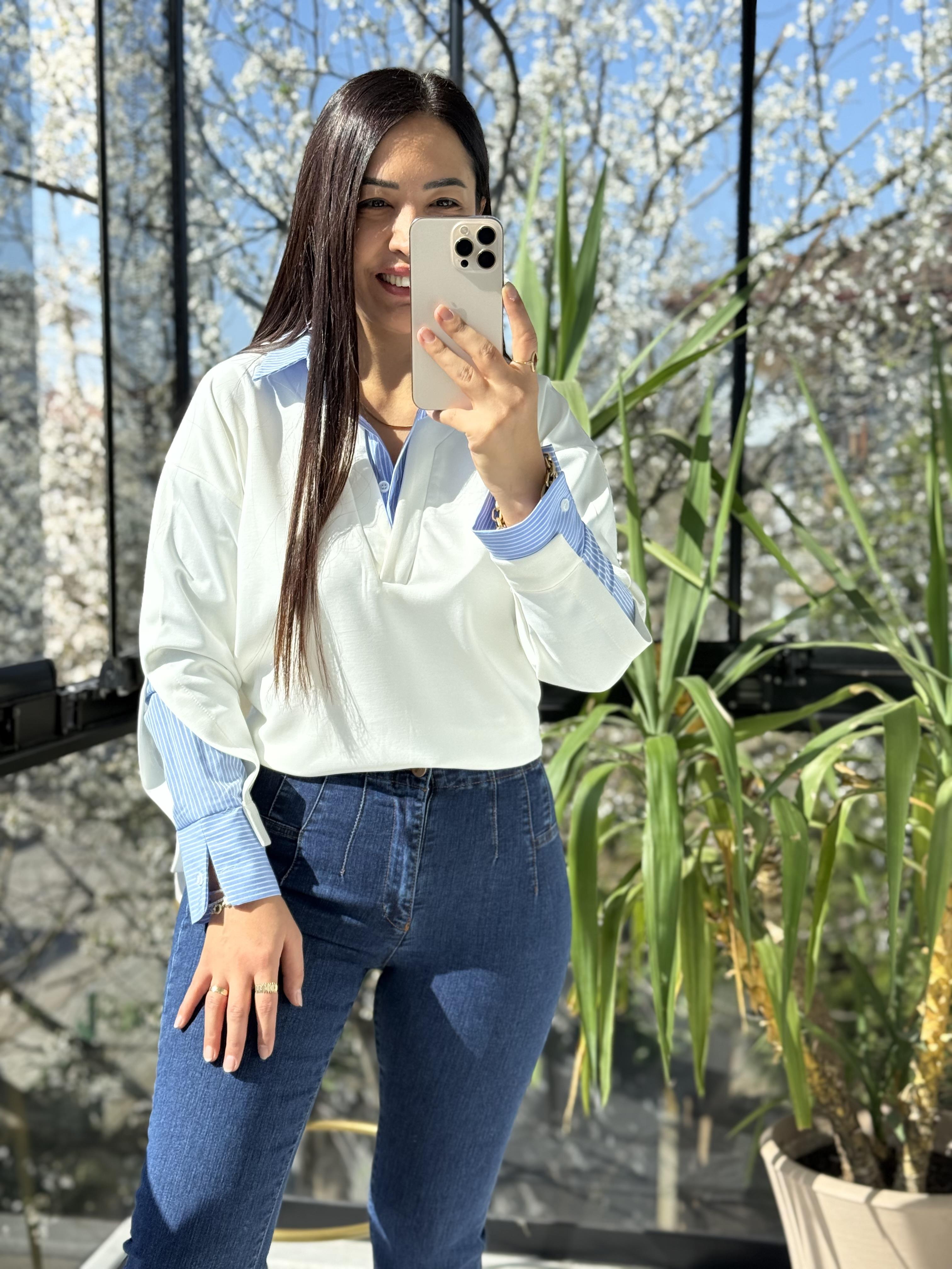 Cut Out Yaka Sweatshirt Ekru