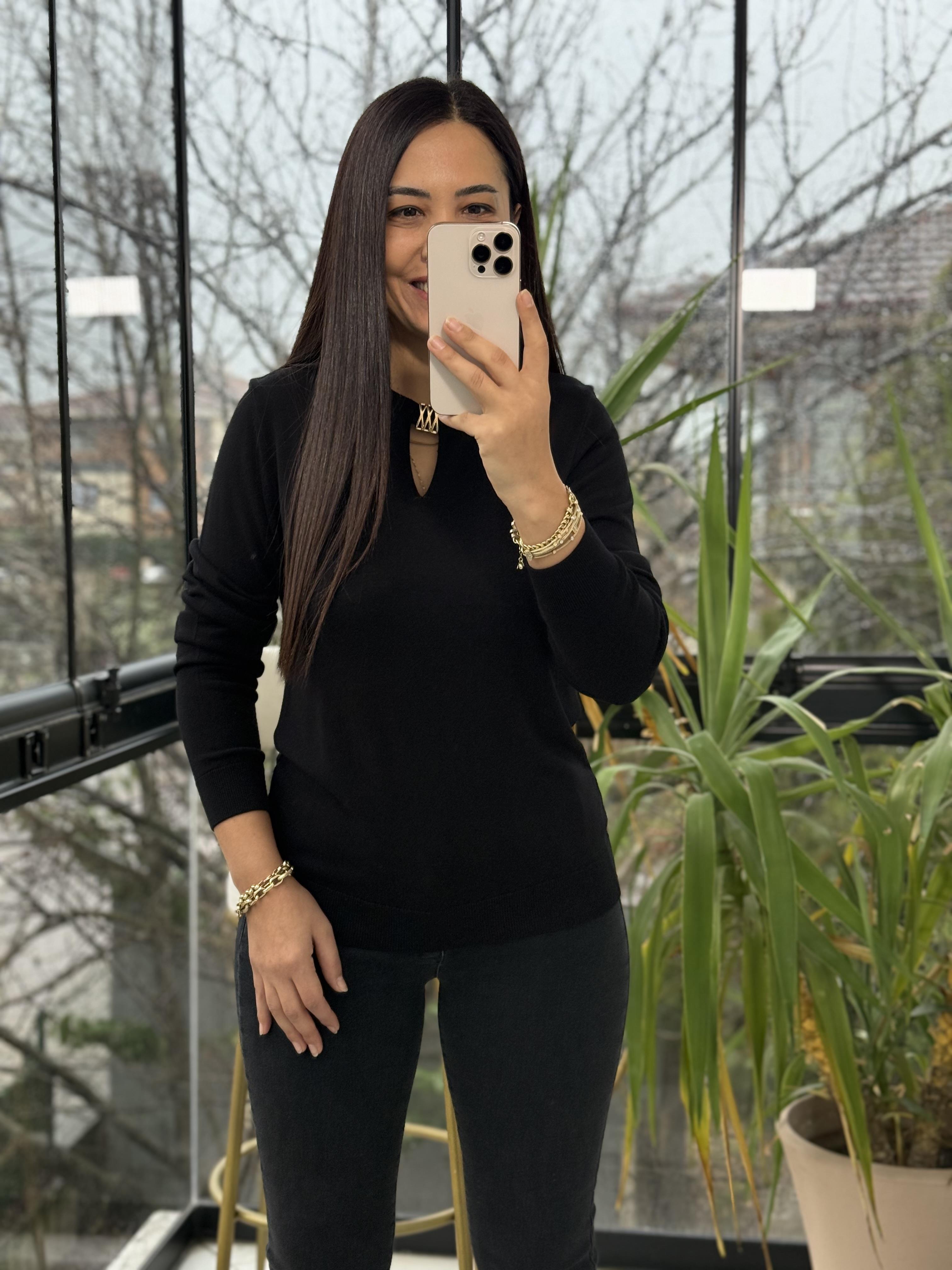 Pencere Detay Gold Tokalı Merserize Siyah