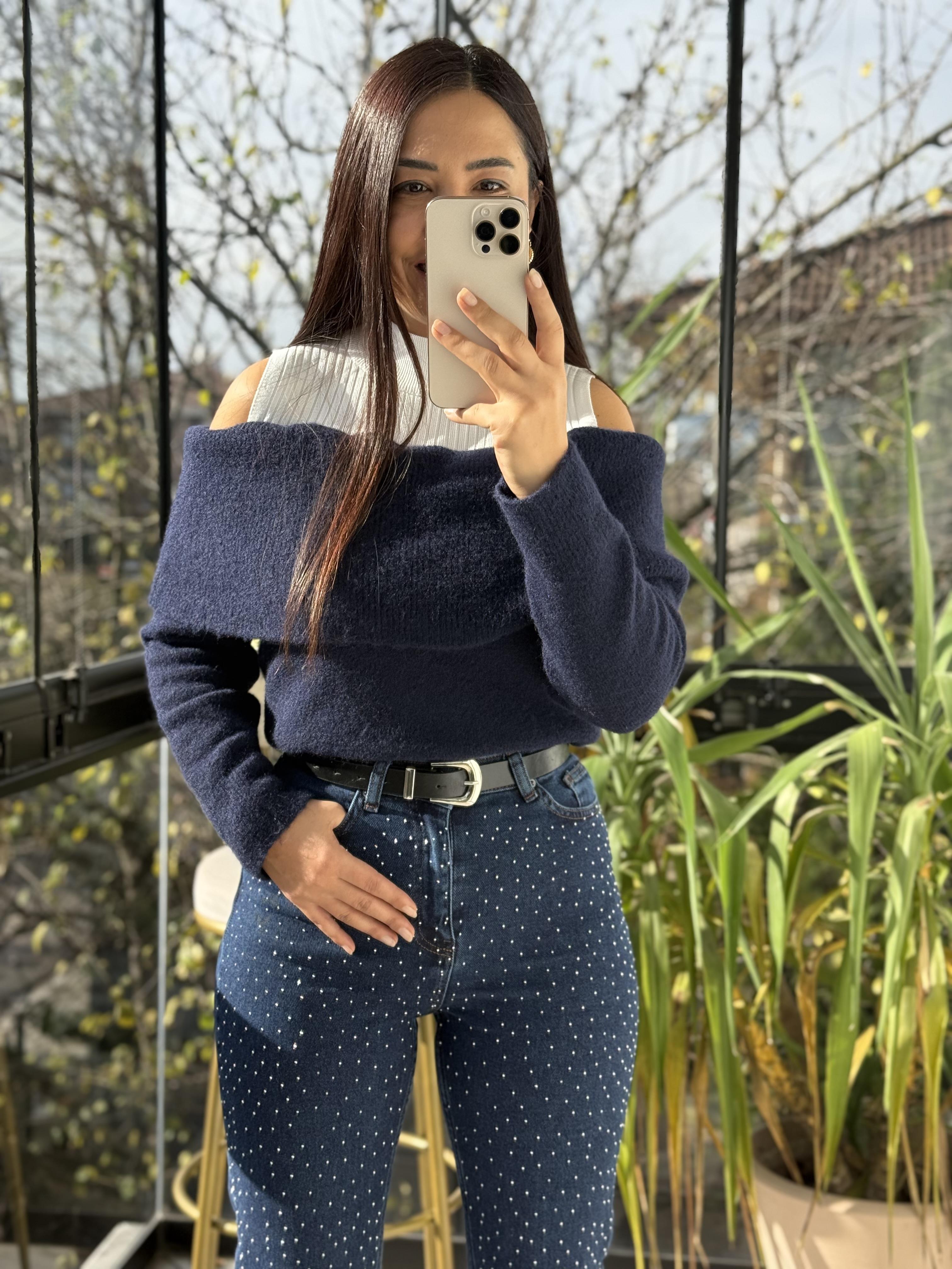 Madonna Yaka Triko Kazak Lacivert