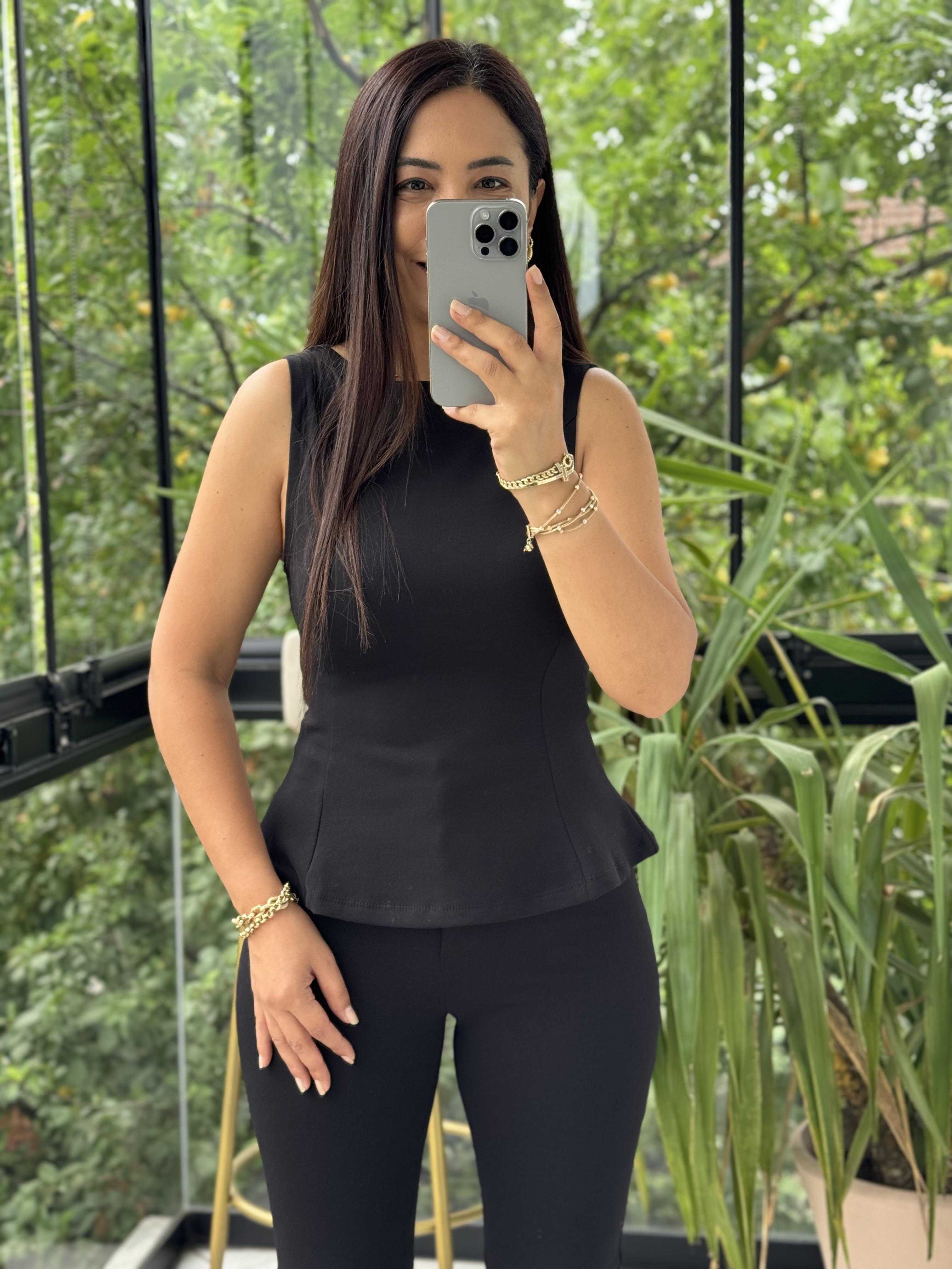 Dilvin Kayık Yaka Peplum Bluz Siyah