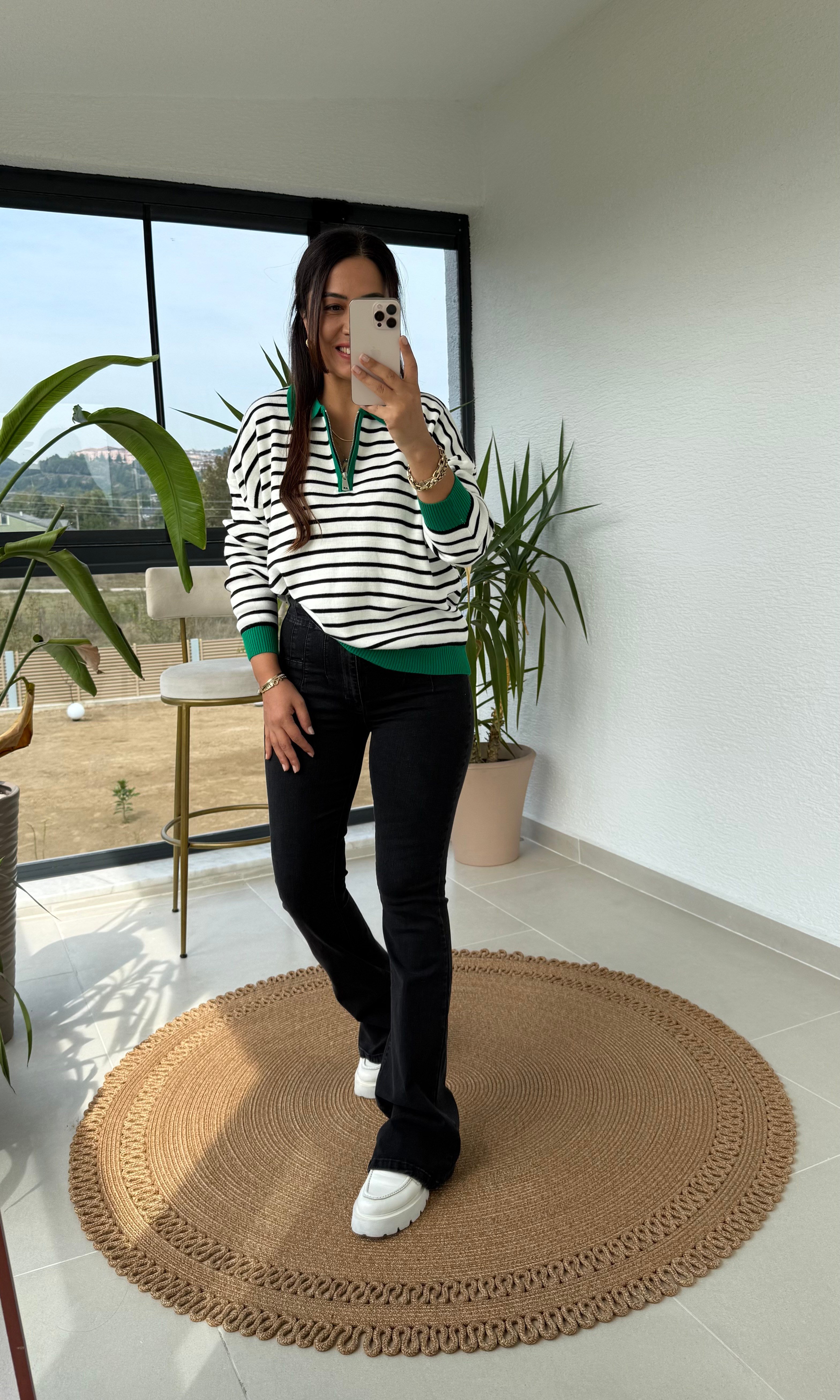 Polo Yaka Çizgili Renk Detaylı Sweatshirt Yeşil