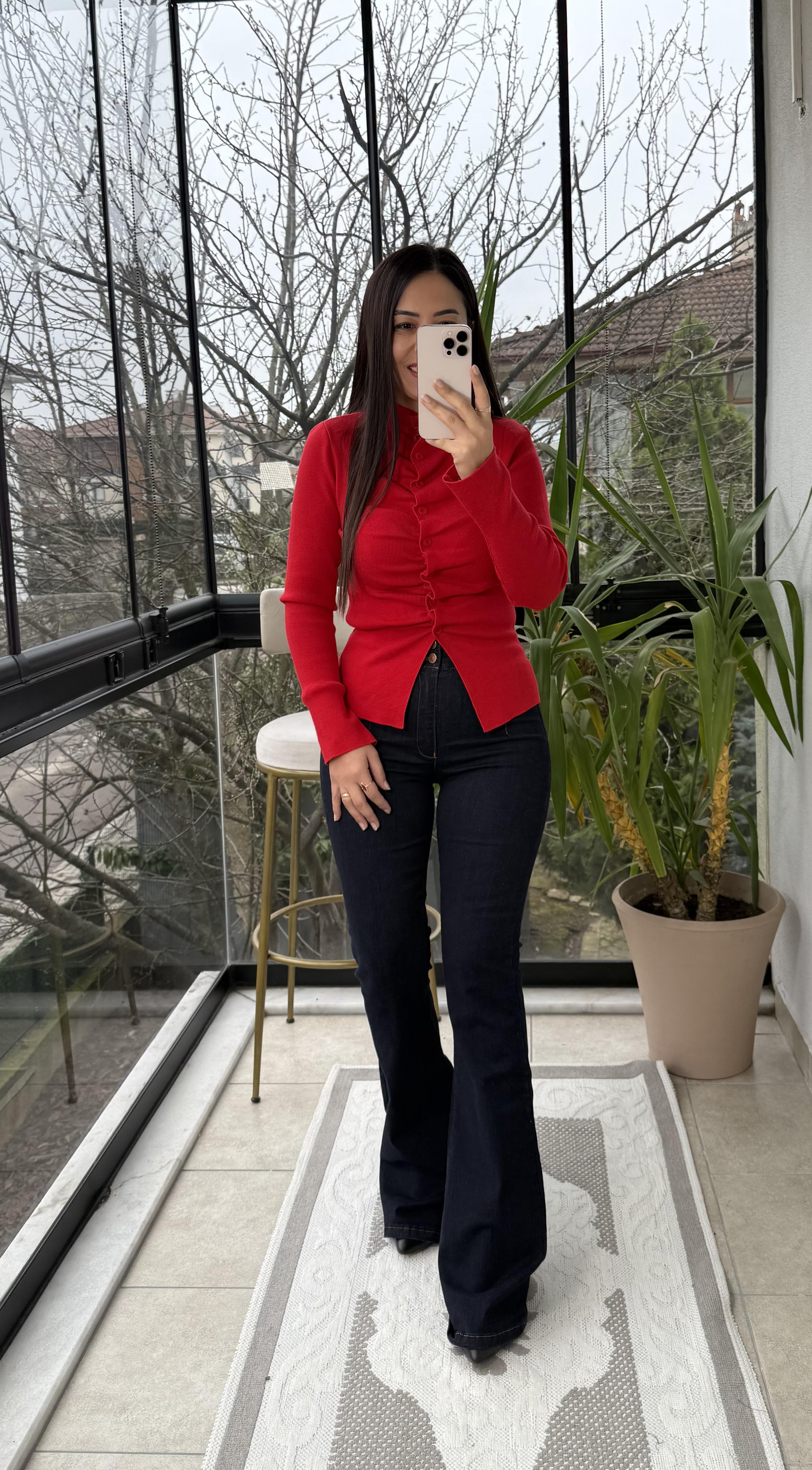 Önü Büzgülü Düğmeli Triko Hırka Kırmızı