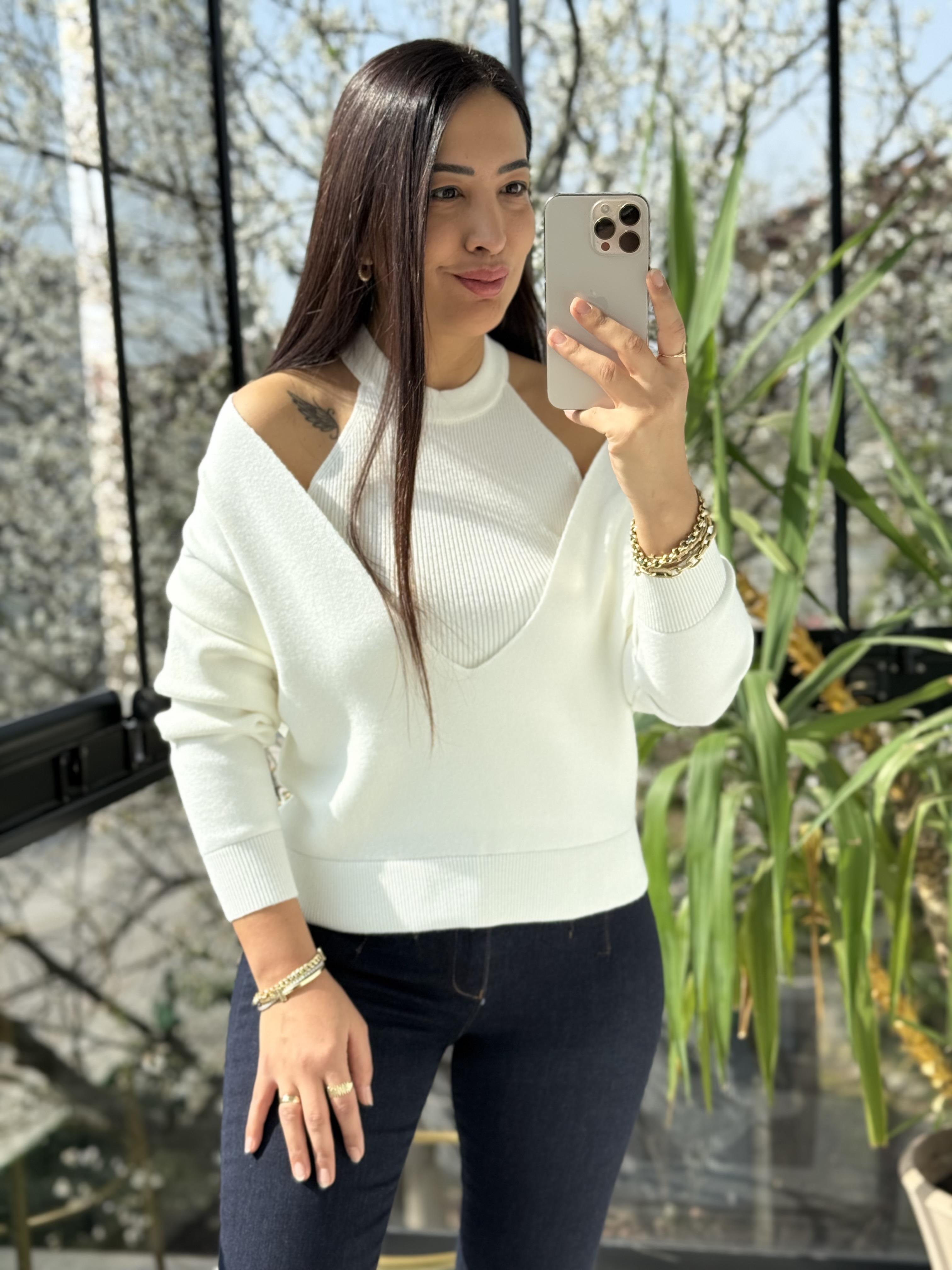 V Detay Atletli Triko Ekru