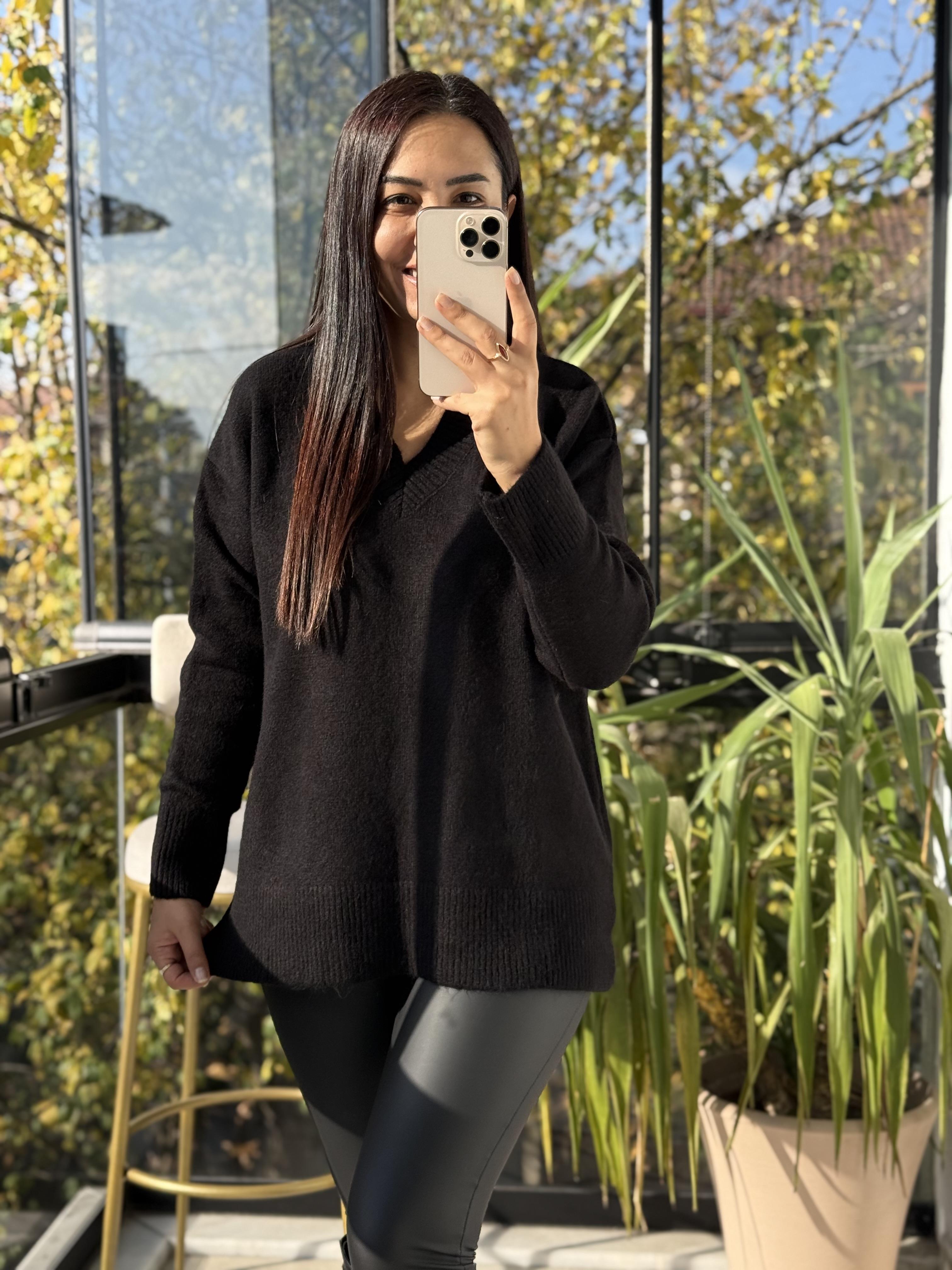 V Yaka Basic Kazak Siyah