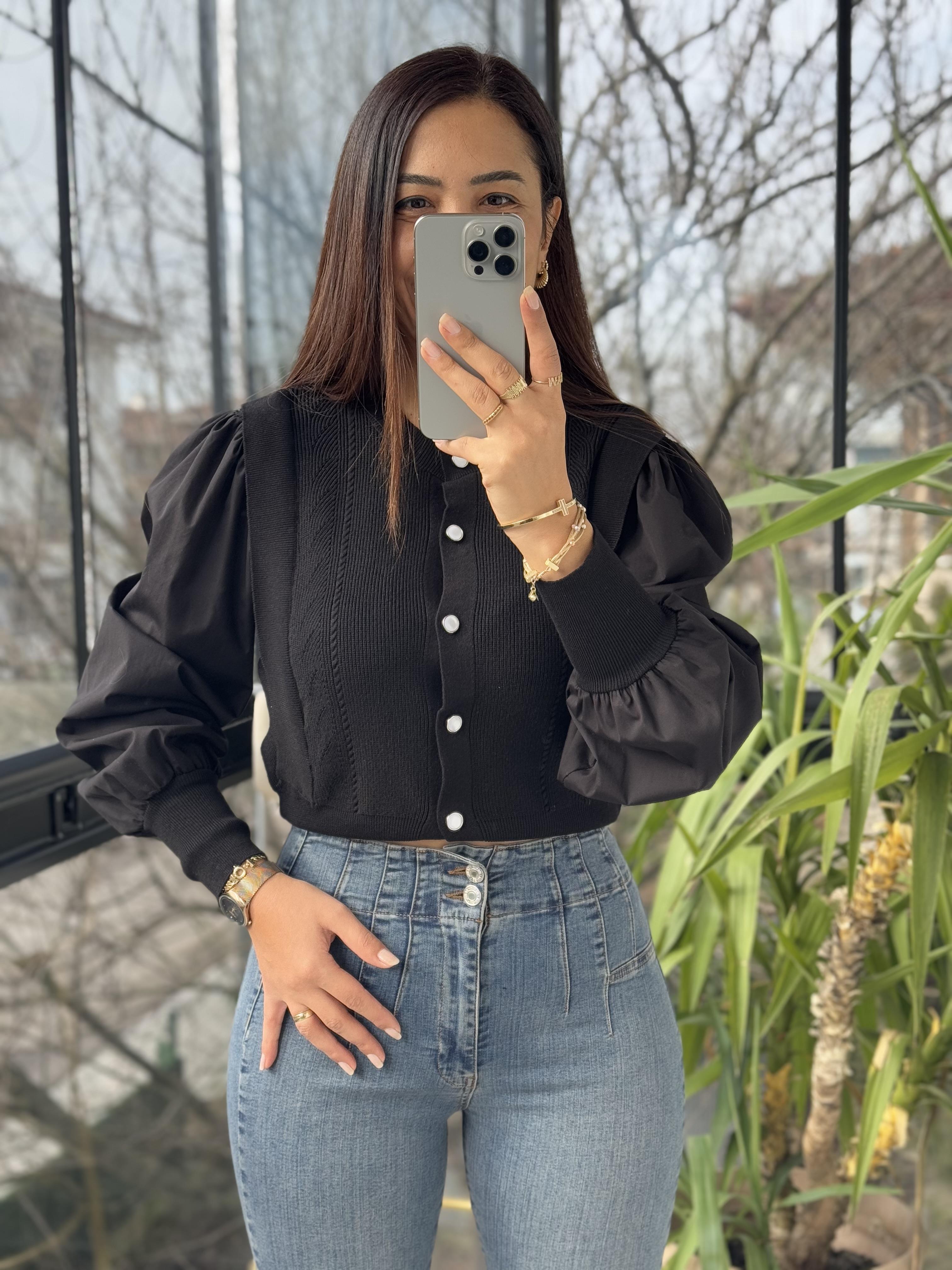 Triko Detaylı Bluz Siyah