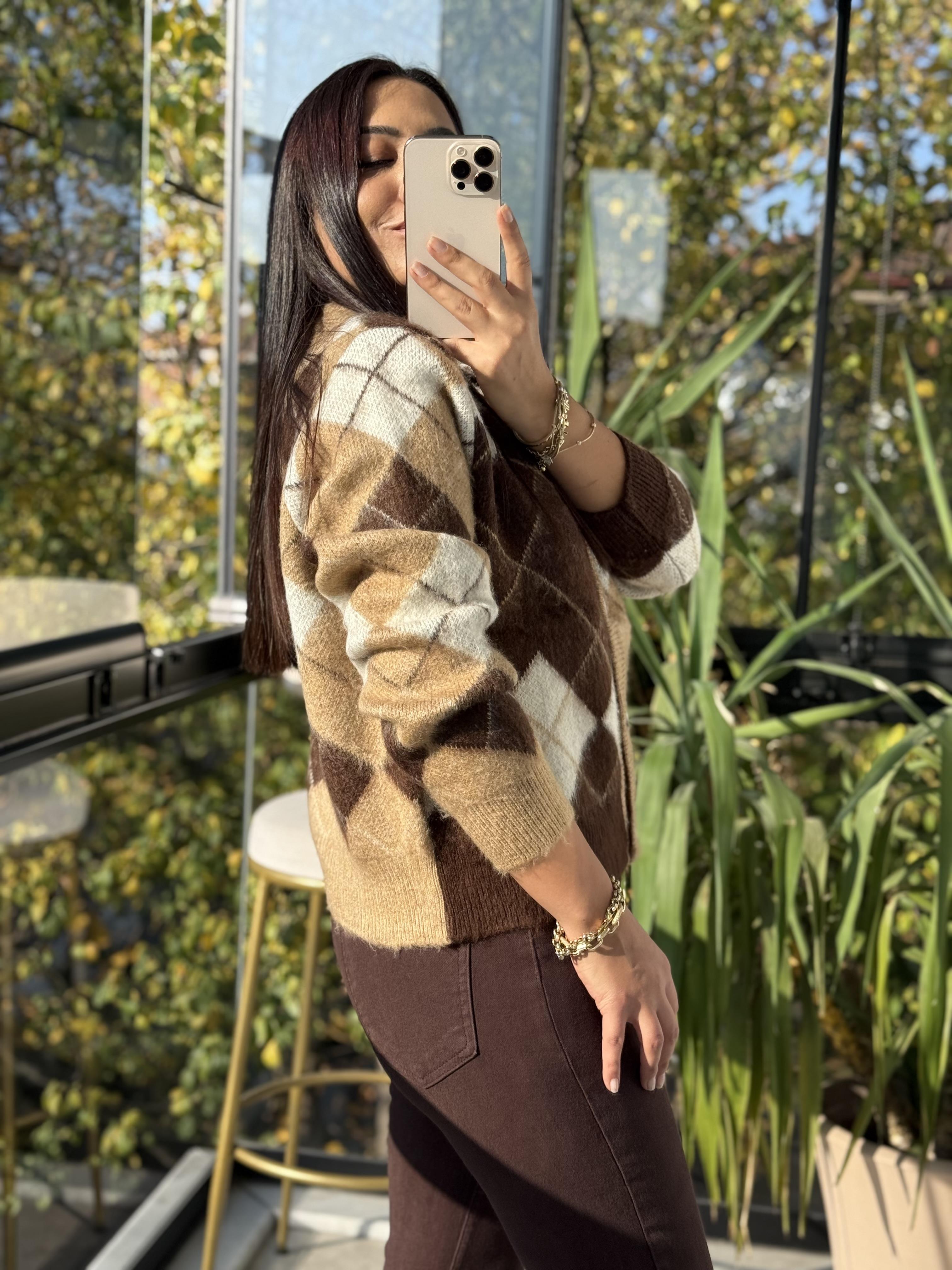 Kısa Baklava Desenli Hırka Kahve