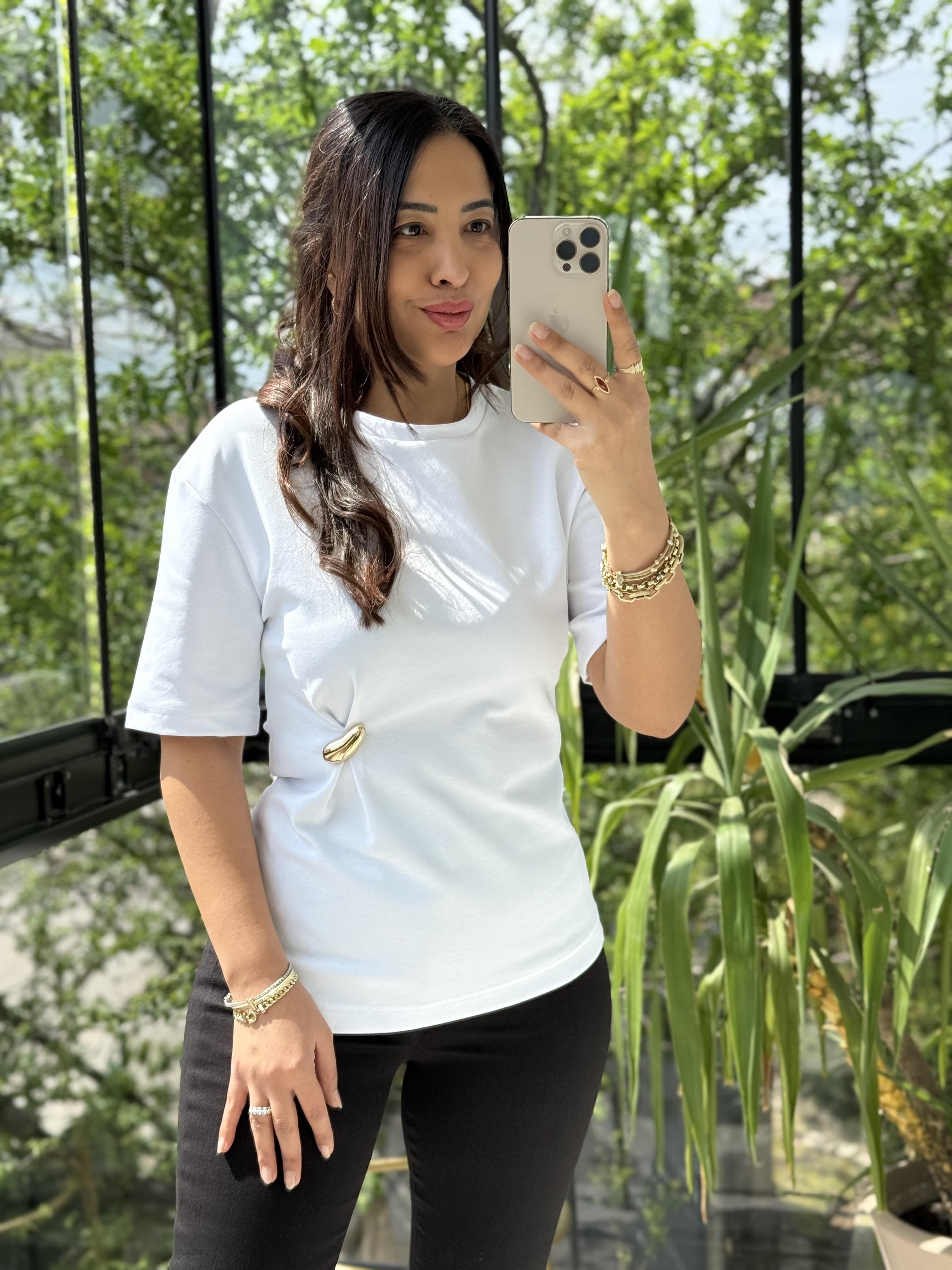 Dilvin Aksesuar Detaylı Kısa Kollu Tişört Beyaz