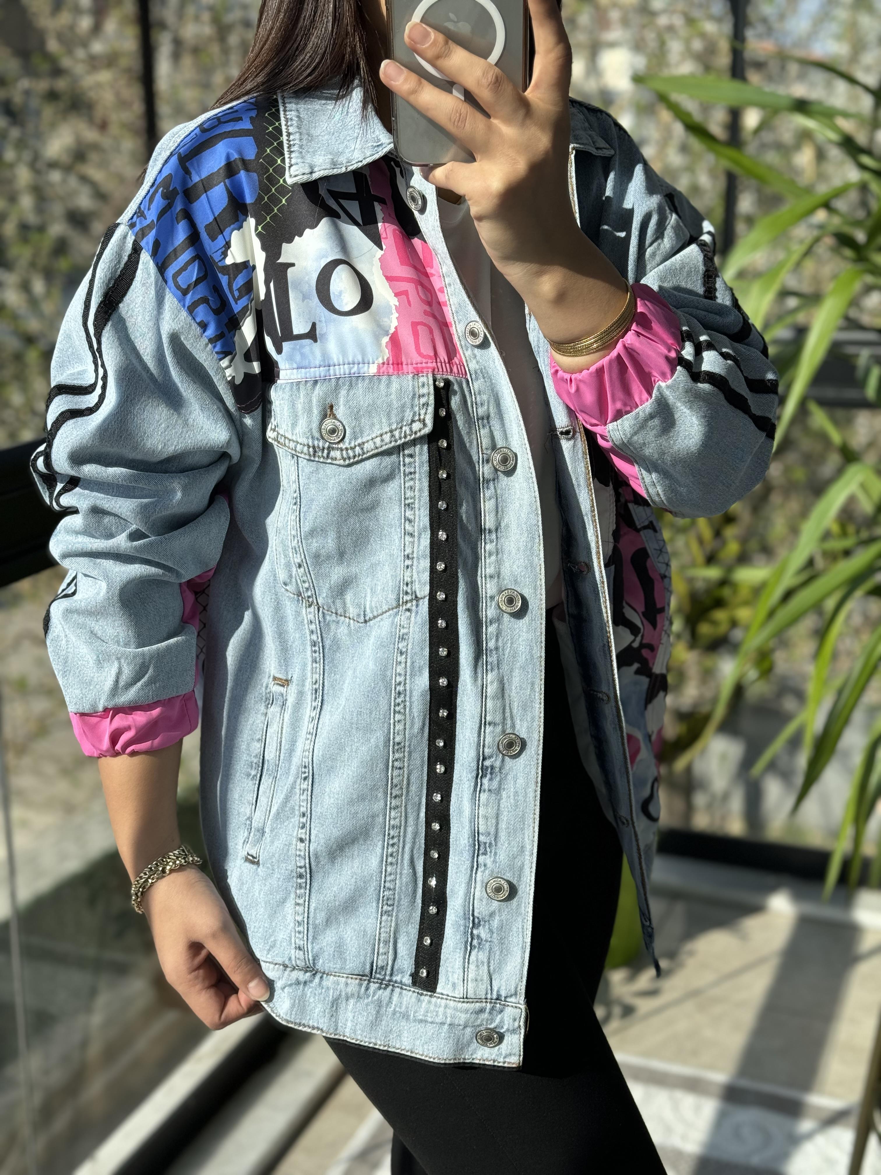 Gazete Baskı Taşlı Ceket Pembe