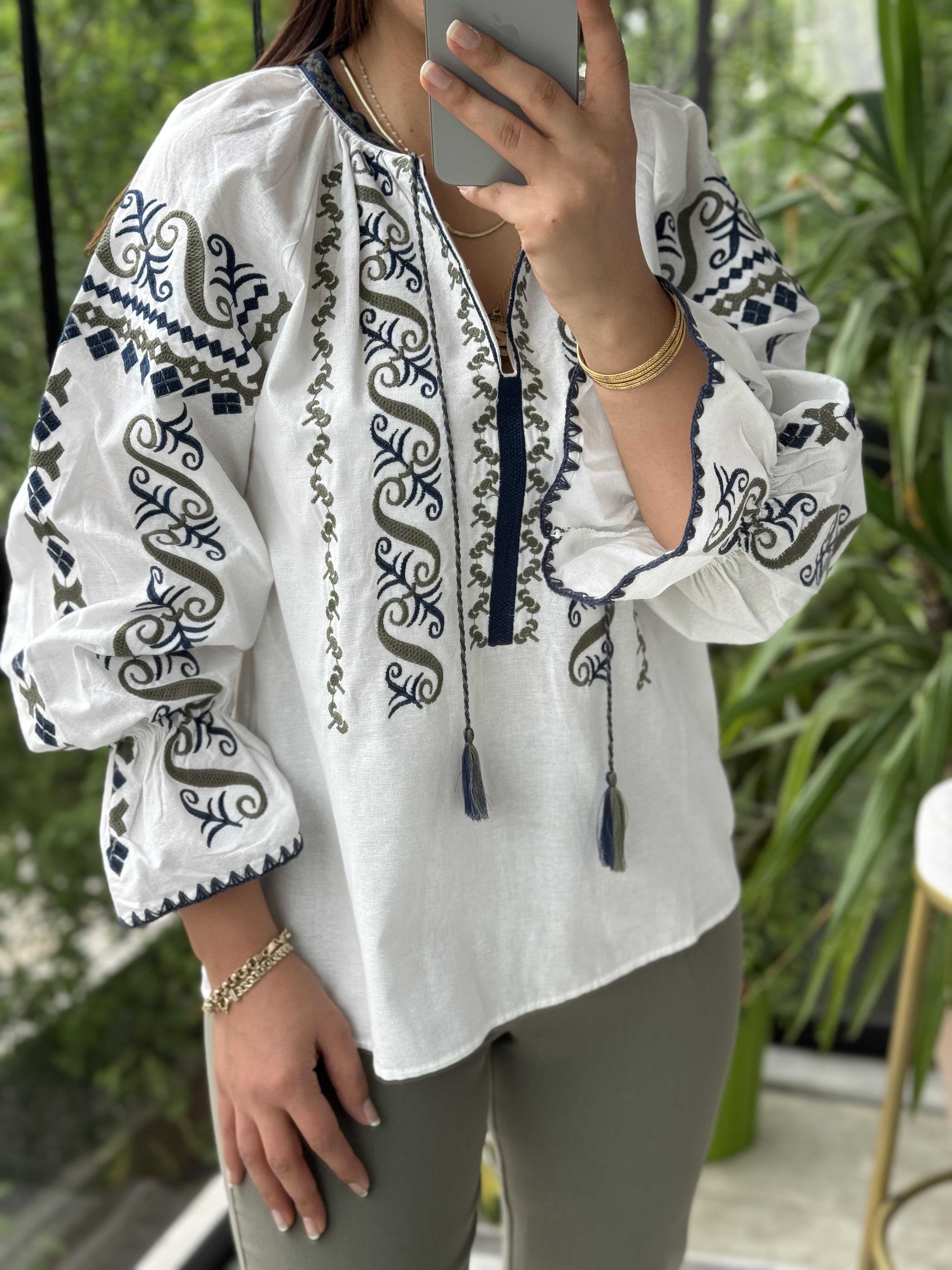 İşlemeli Nakışlı Gömlek Yeşil