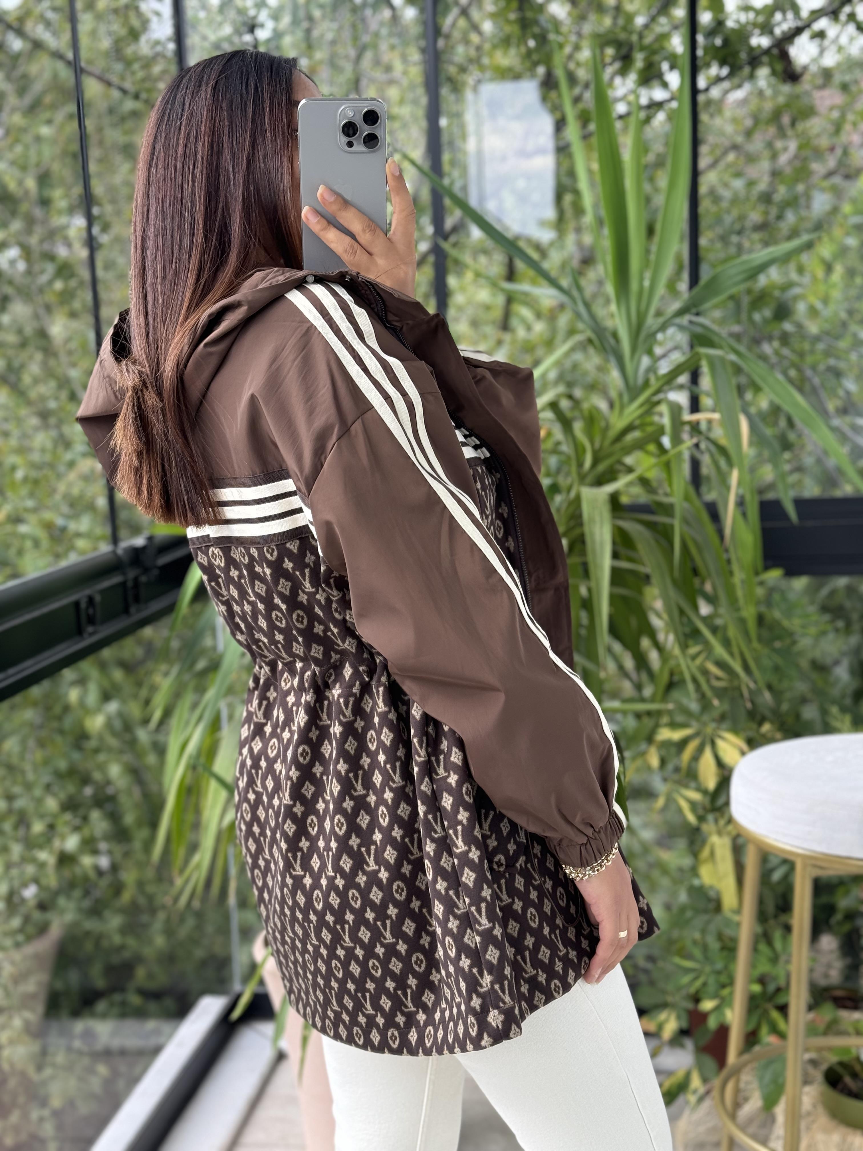 İthal LV Şeritli Yağmurluk Kahve