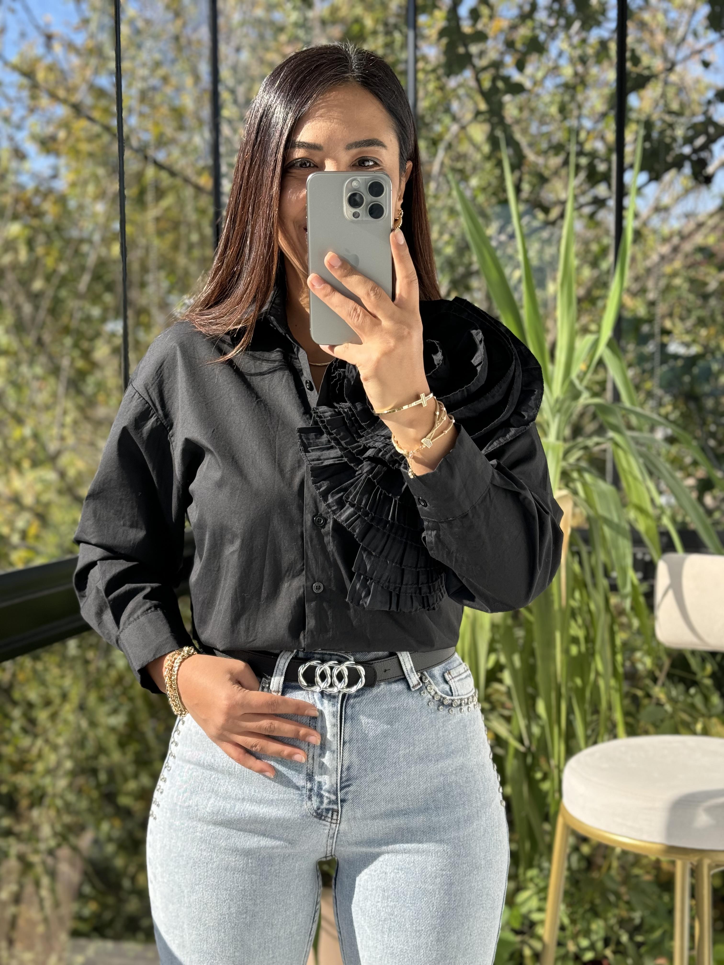 İthal Omzu Gül Katlı Gömlek Siyah