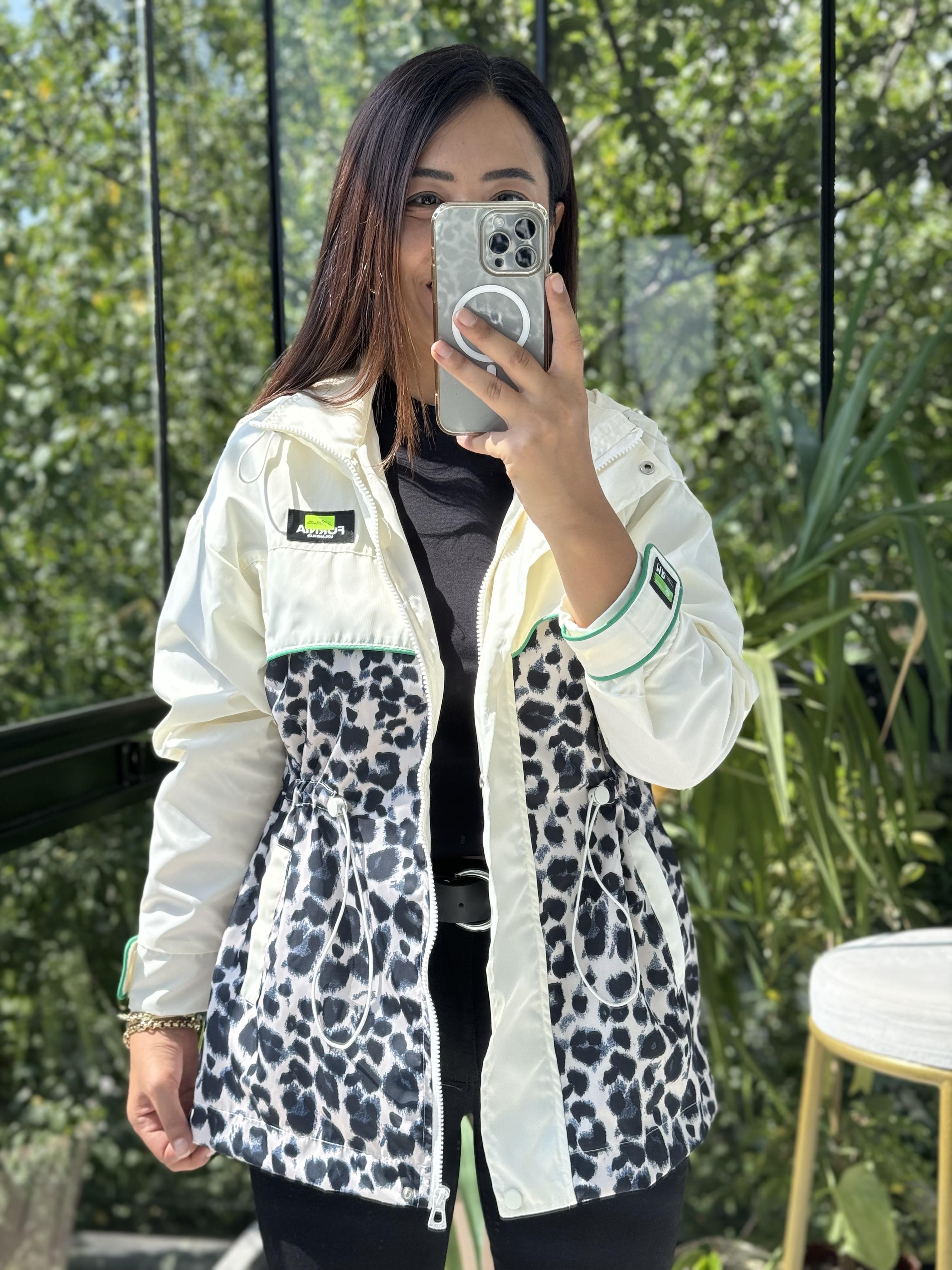 Leopar Yağmurluk Krem