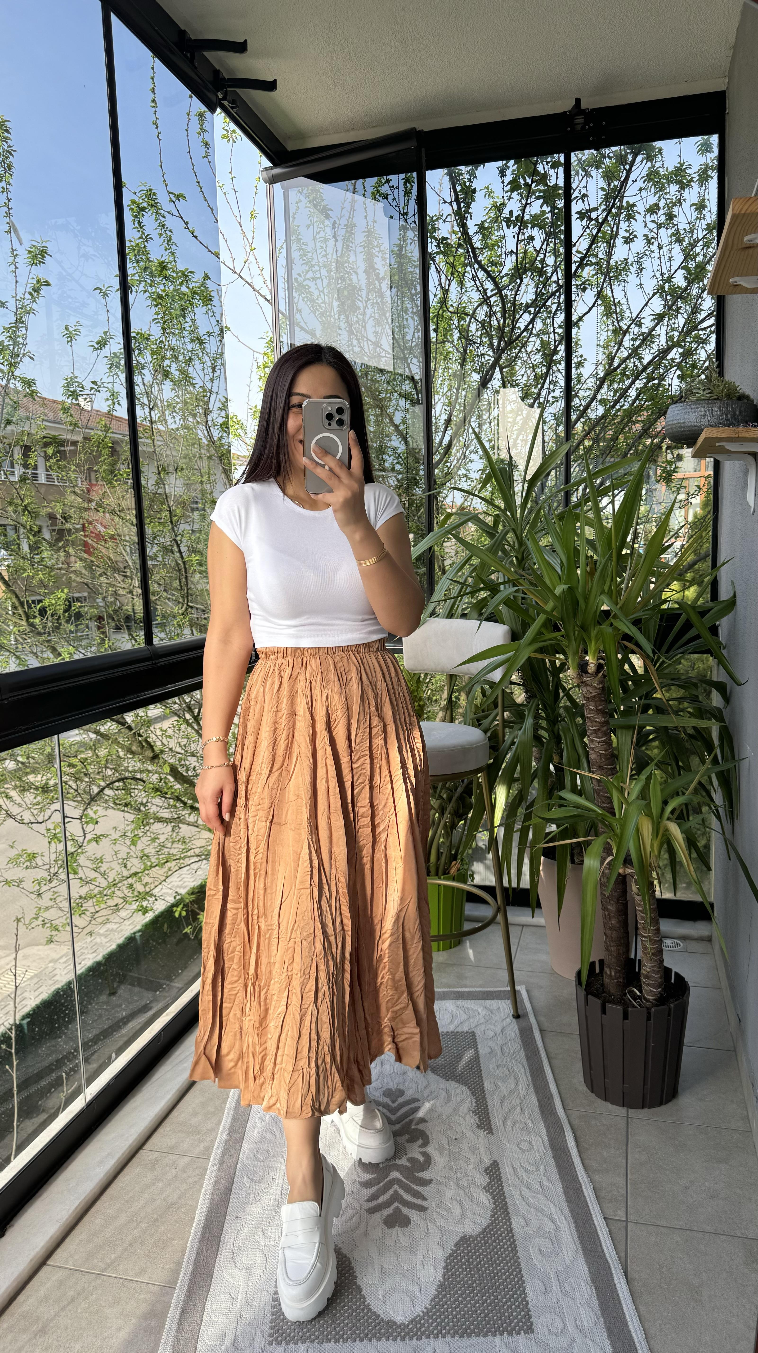 Lüx Kalite Etek Yavruağzı