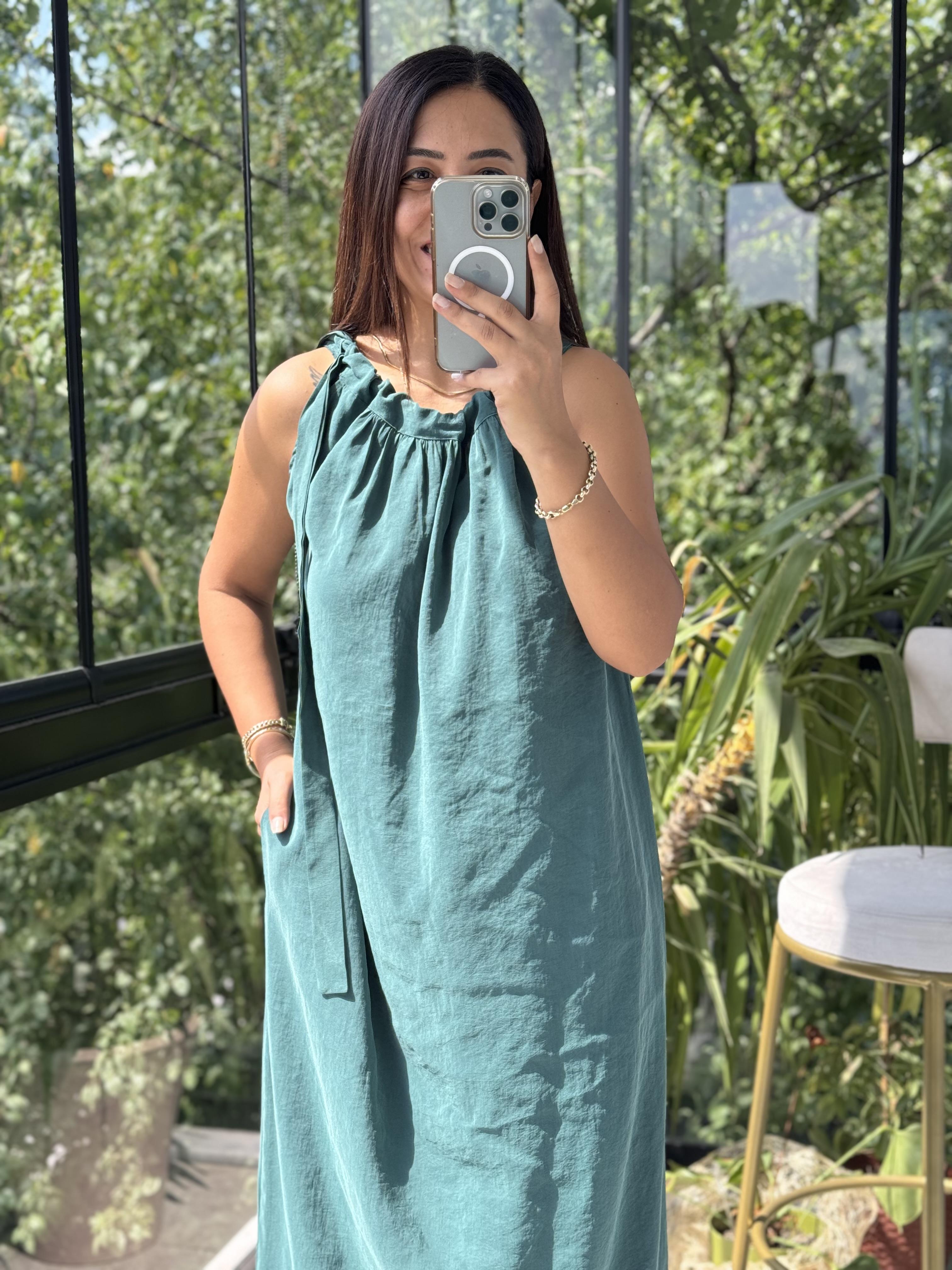 Omuzdan Bağlamalı Elbise Zümrüt